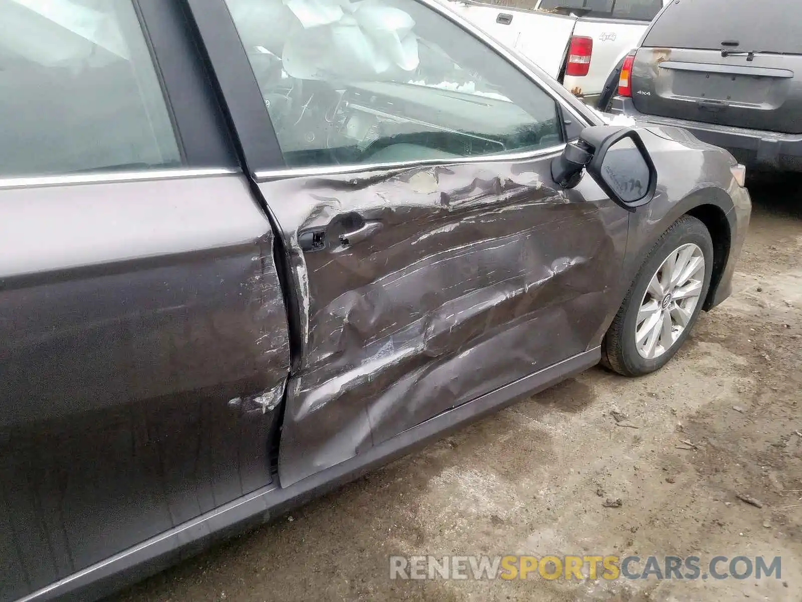 9 Photograph of a damaged car 4T1B11HK7KU209163 TOYOTA CAMRY 2019