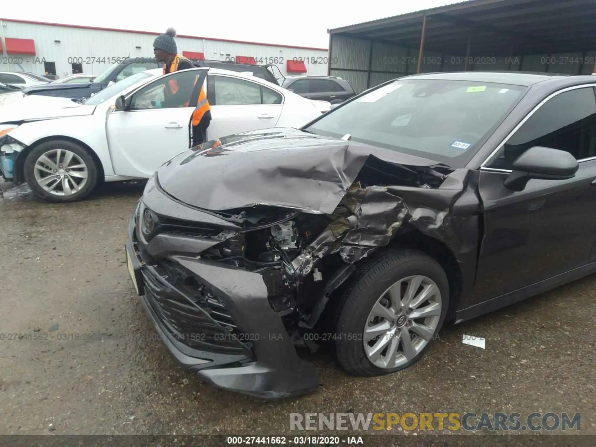 6 Photograph of a damaged car 4T1B11HK7KU211172 TOYOTA CAMRY 2019