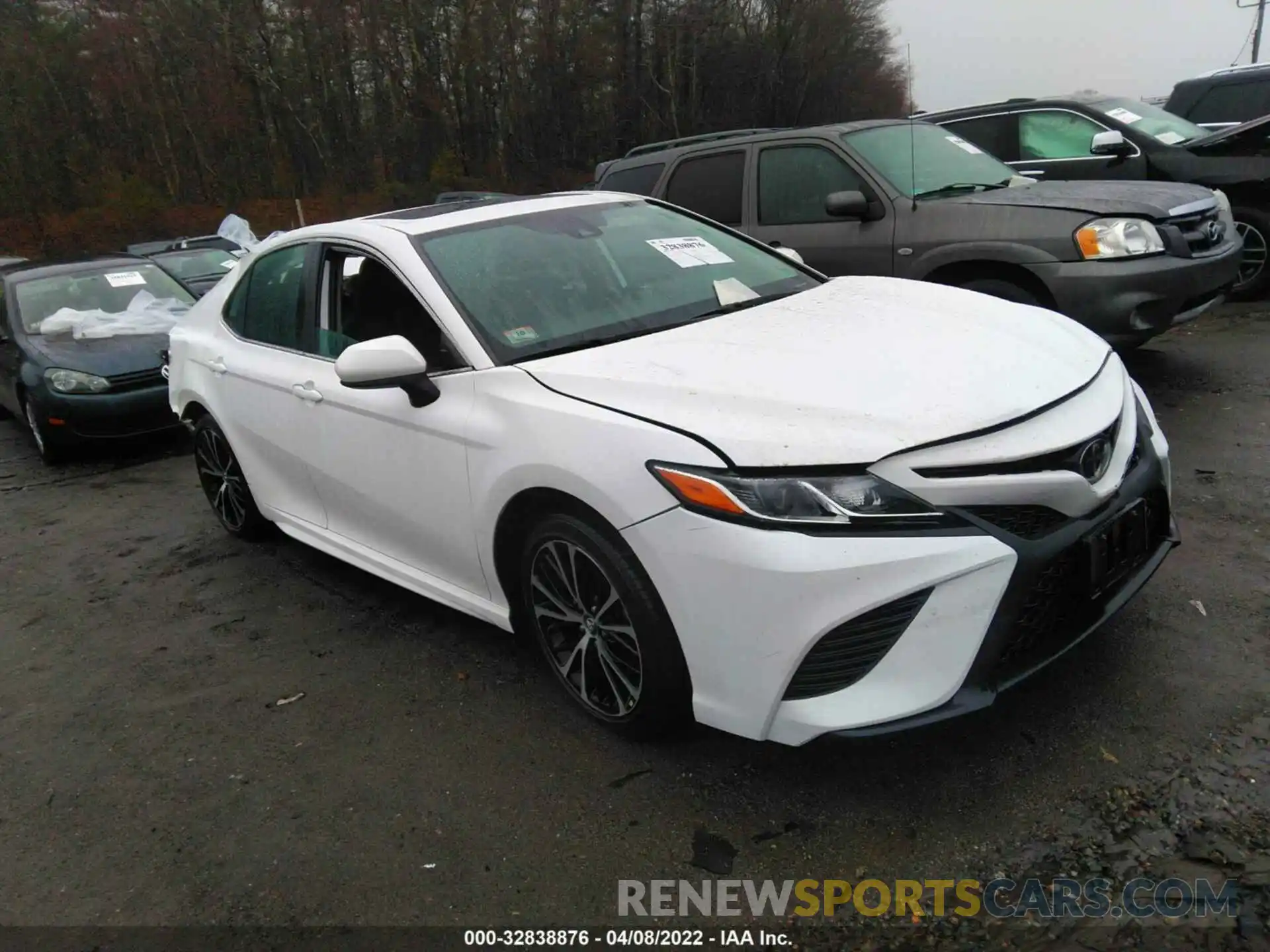 1 Photograph of a damaged car 4T1B11HK7KU213410 TOYOTA CAMRY 2019