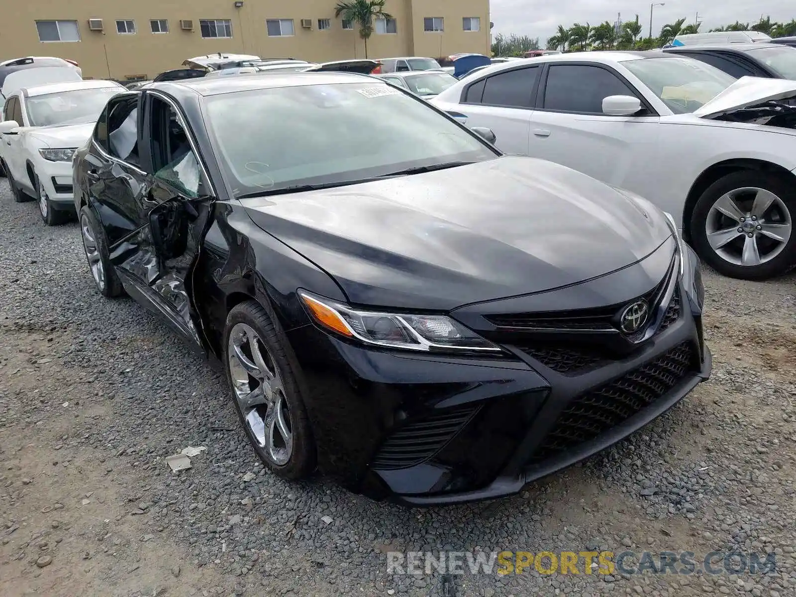 1 Photograph of a damaged car 4T1B11HK7KU213424 TOYOTA CAMRY 2019