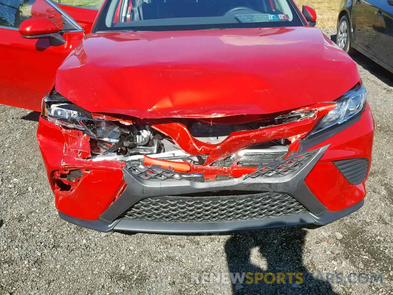 9 Photograph of a damaged car 4T1B11HK7KU213505 TOYOTA CAMRY 2019