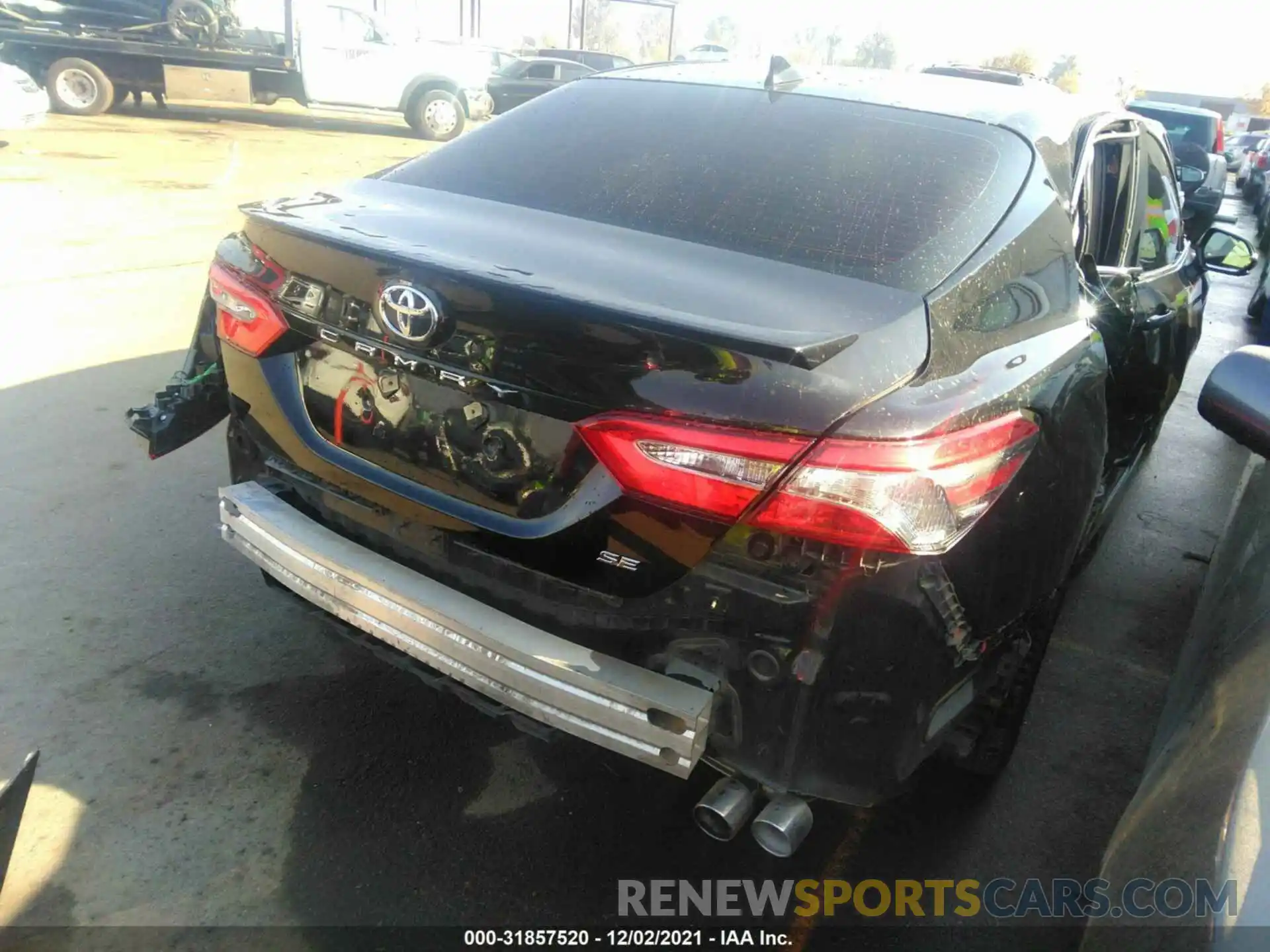 4 Photograph of a damaged car 4T1B11HK7KU215593 TOYOTA CAMRY 2019