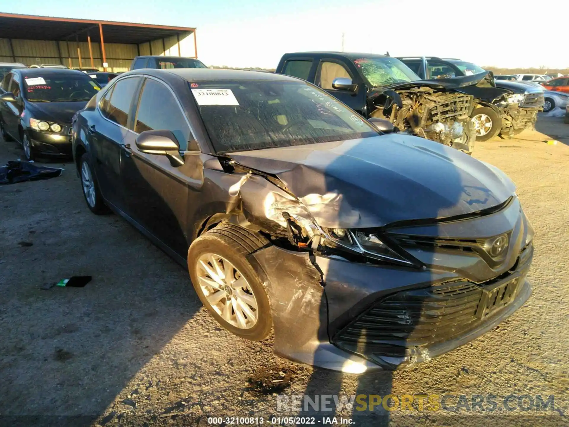 6 Photograph of a damaged car 4T1B11HK7KU215691 TOYOTA CAMRY 2019