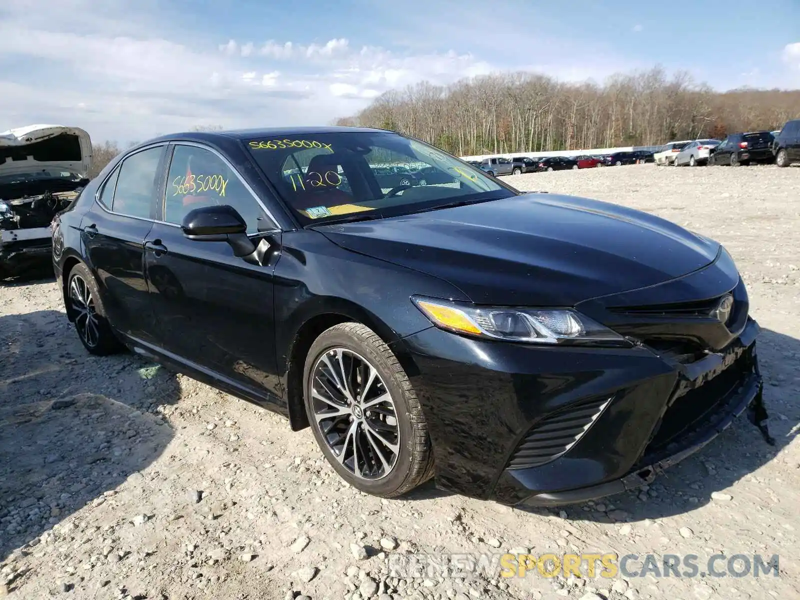 1 Photograph of a damaged car 4T1B11HK7KU216095 TOYOTA CAMRY 2019