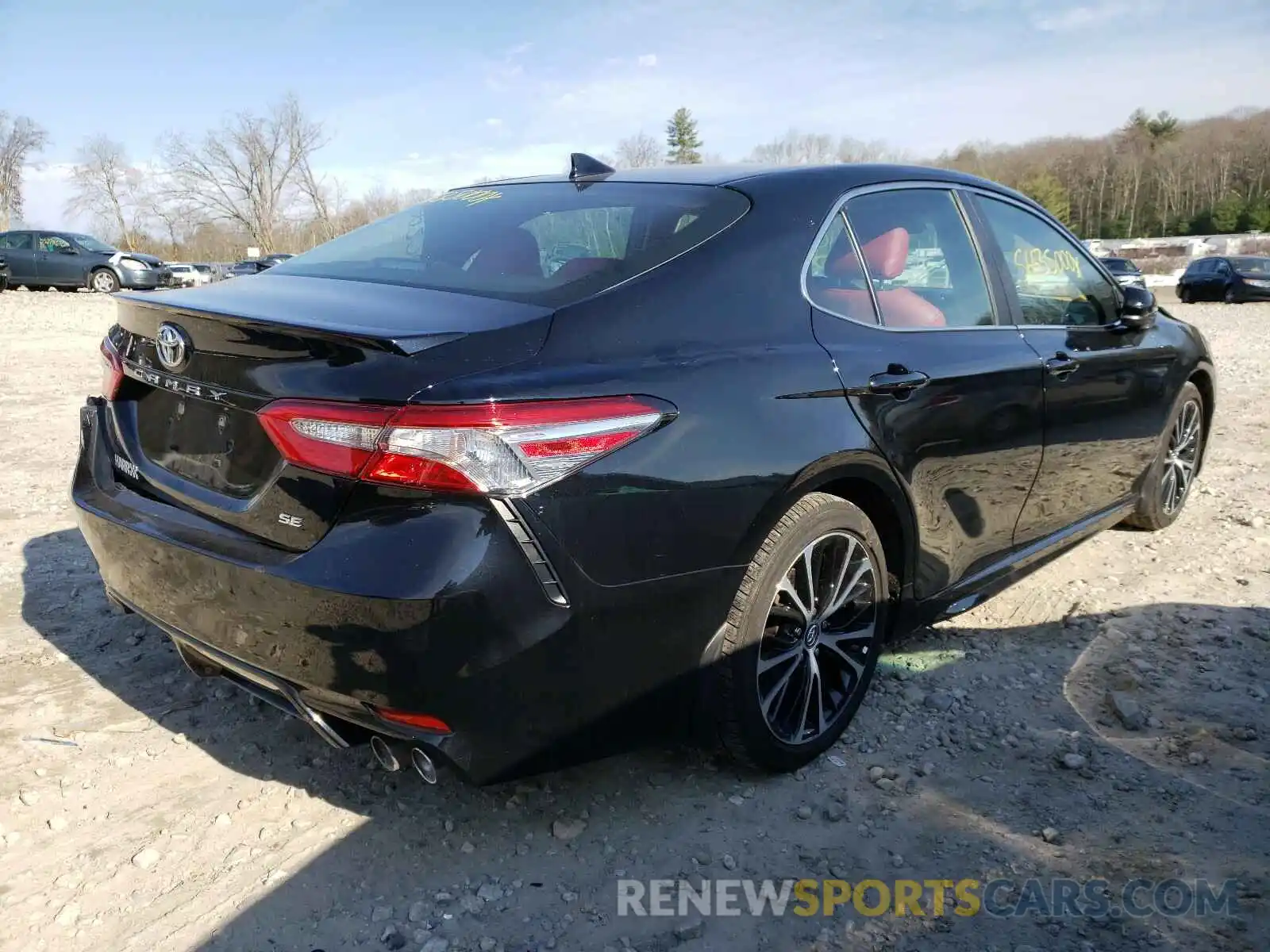 4 Photograph of a damaged car 4T1B11HK7KU216095 TOYOTA CAMRY 2019