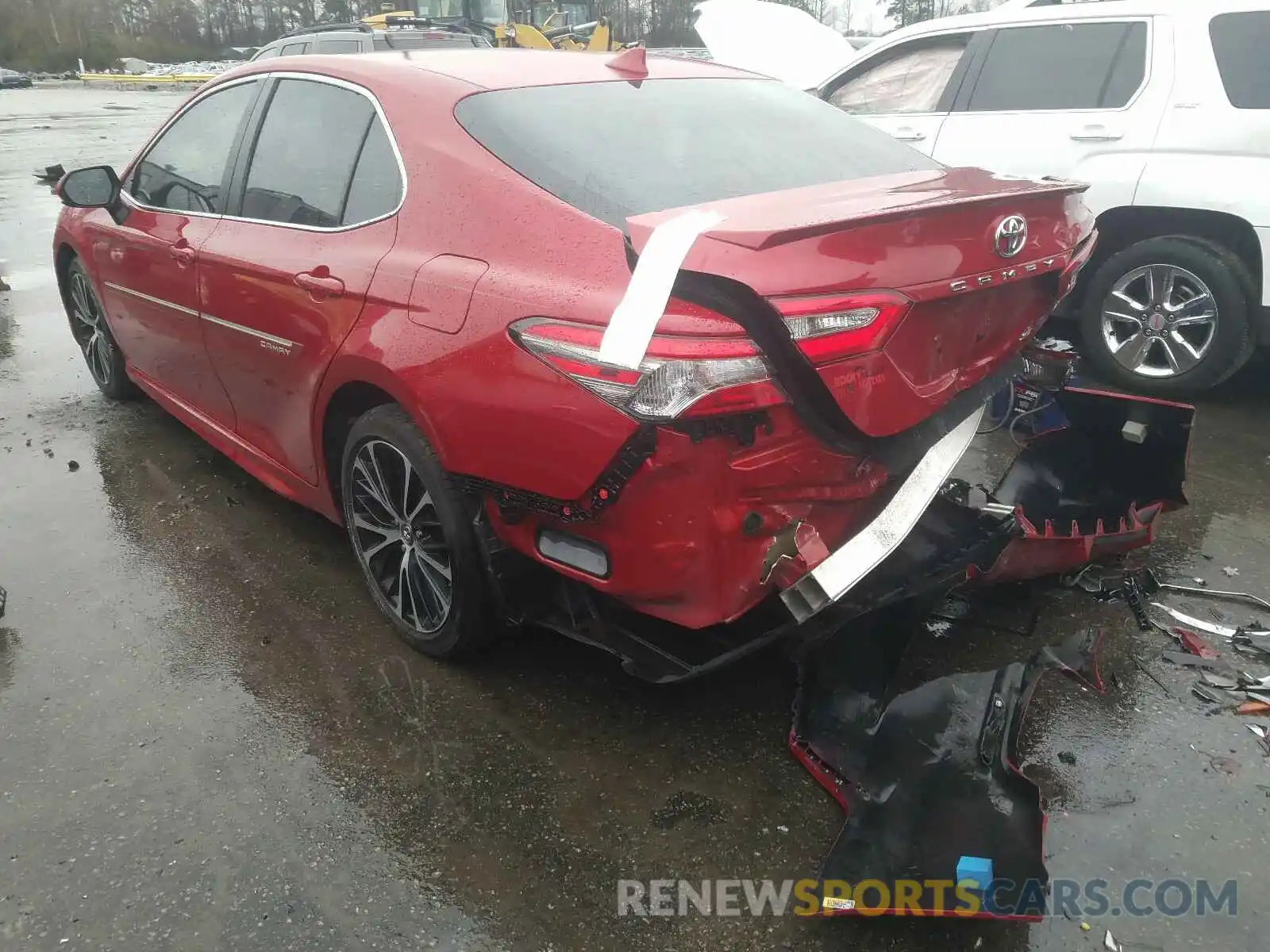 3 Photograph of a damaged car 4T1B11HK7KU217098 TOYOTA CAMRY 2019