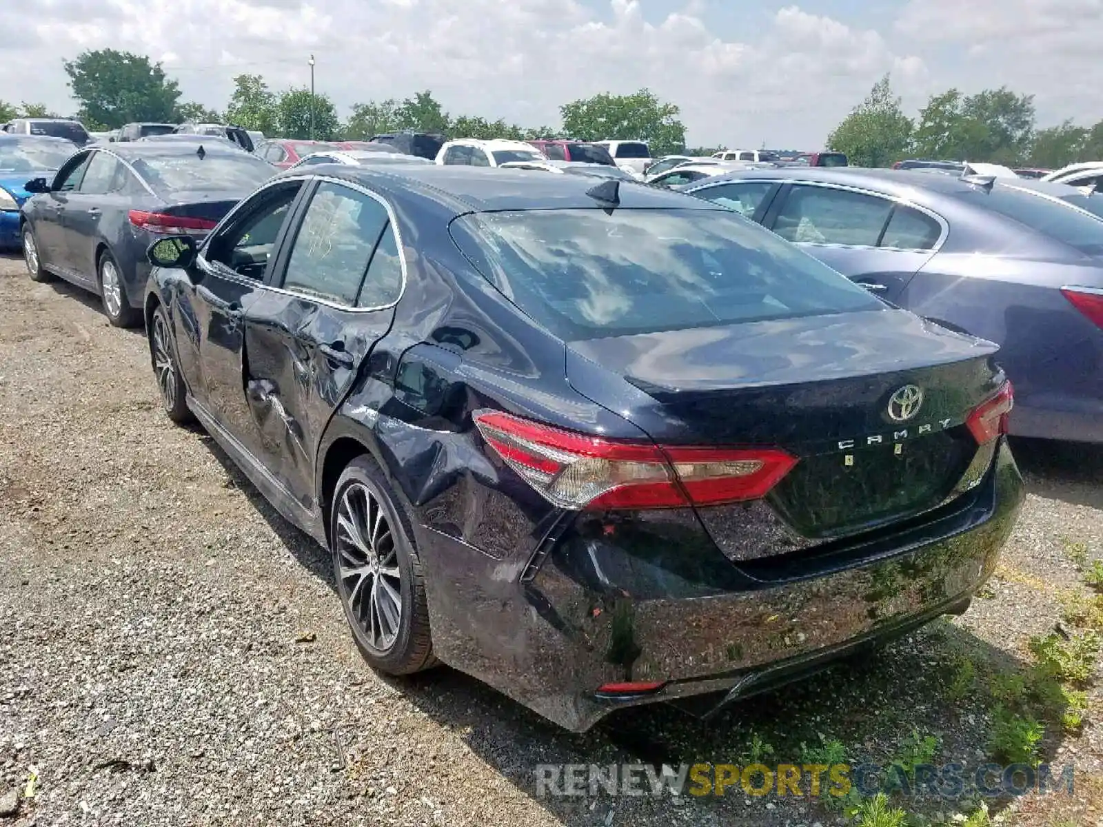 3 Photograph of a damaged car 4T1B11HK7KU217568 TOYOTA CAMRY 2019