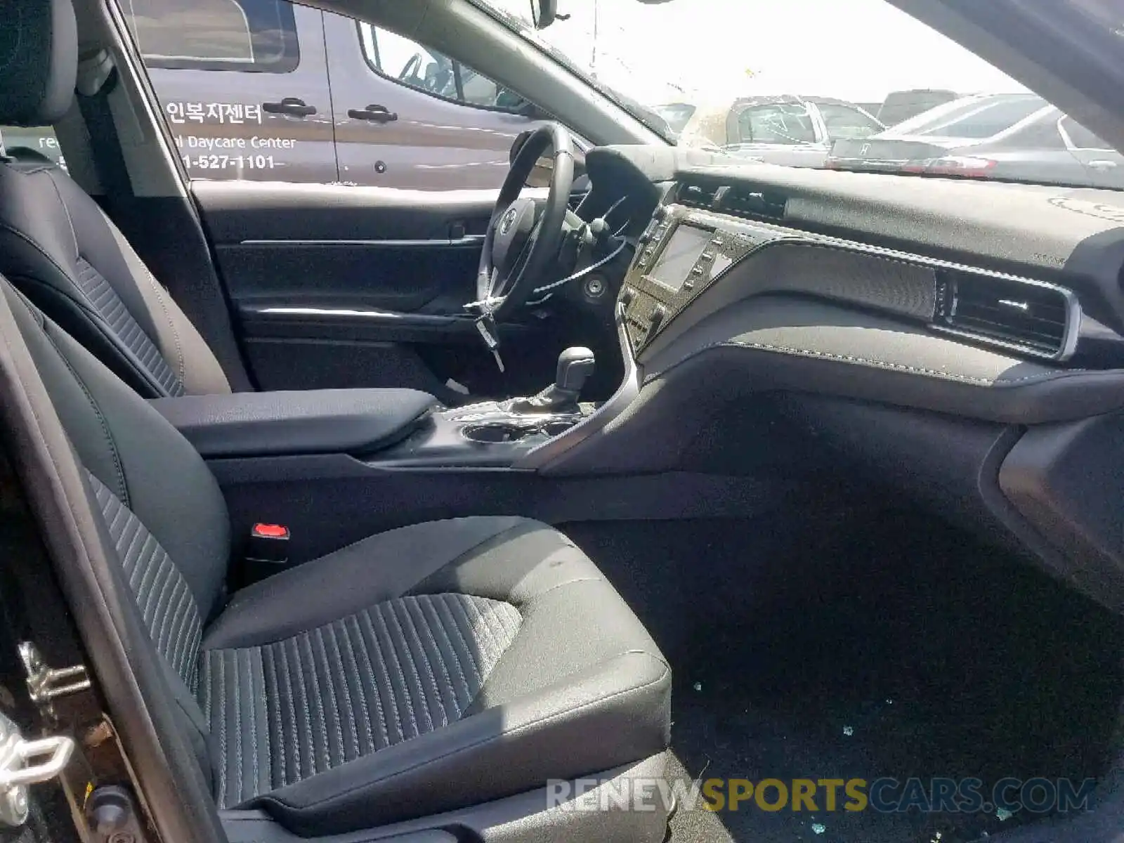 5 Photograph of a damaged car 4T1B11HK7KU217568 TOYOTA CAMRY 2019