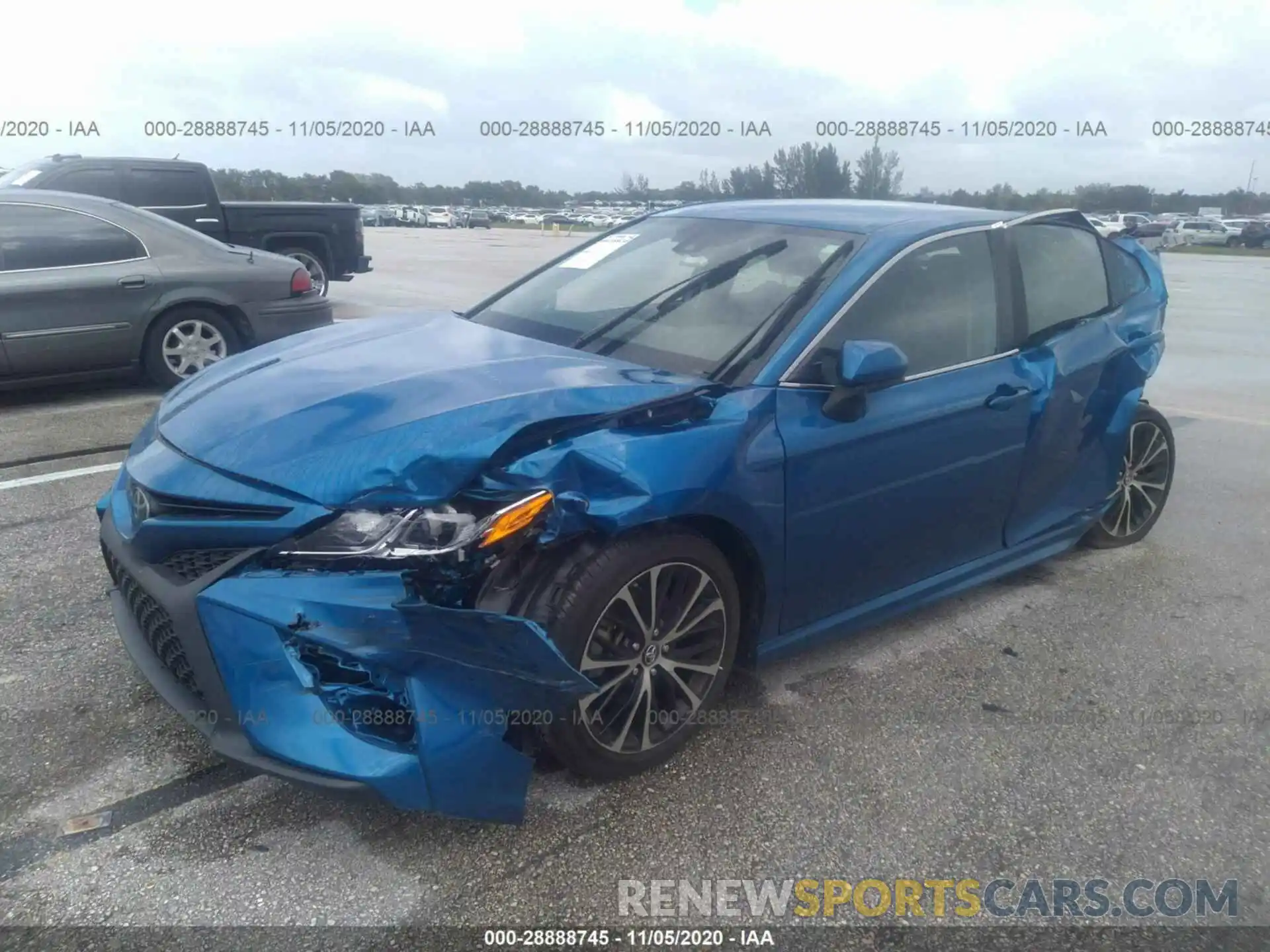 2 Photograph of a damaged car 4T1B11HK7KU218896 TOYOTA CAMRY 2019