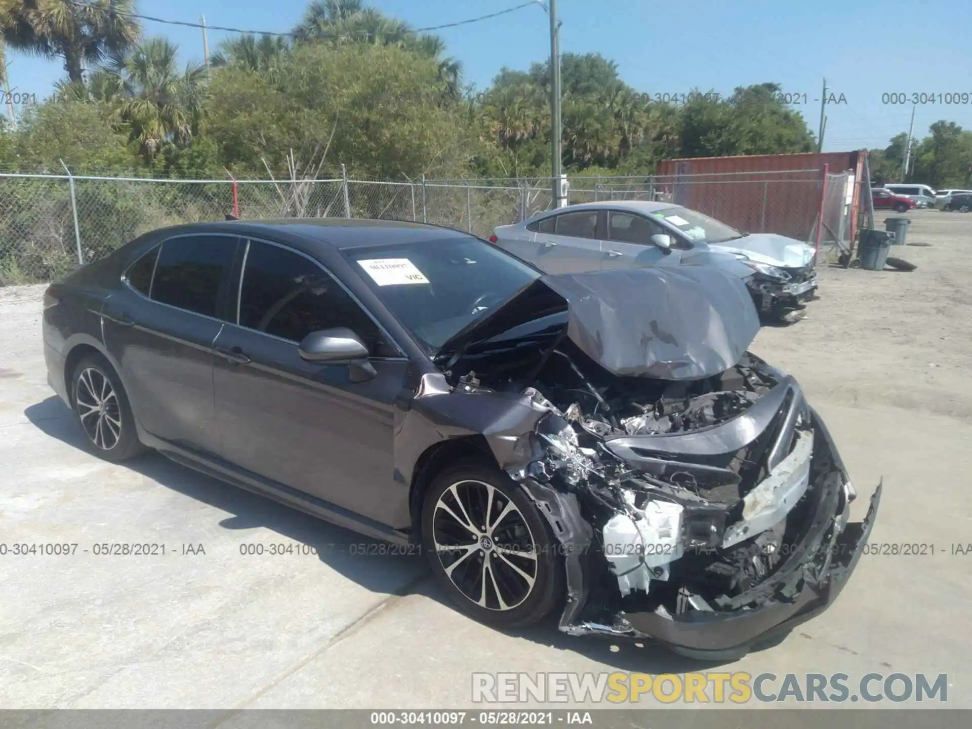 1 Photograph of a damaged car 4T1B11HK7KU219756 TOYOTA CAMRY 2019