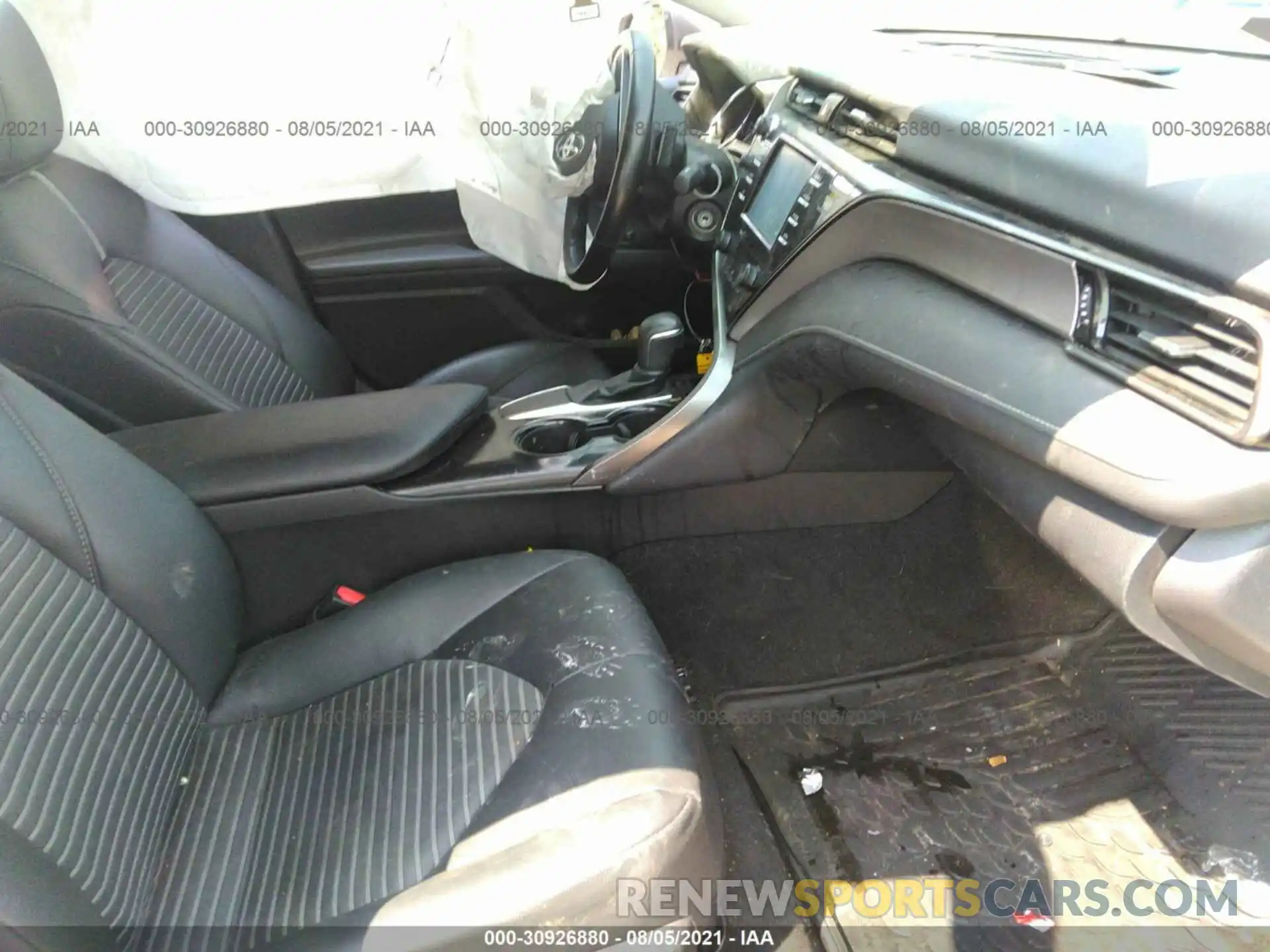 5 Photograph of a damaged car 4T1B11HK7KU220017 TOYOTA CAMRY 2019