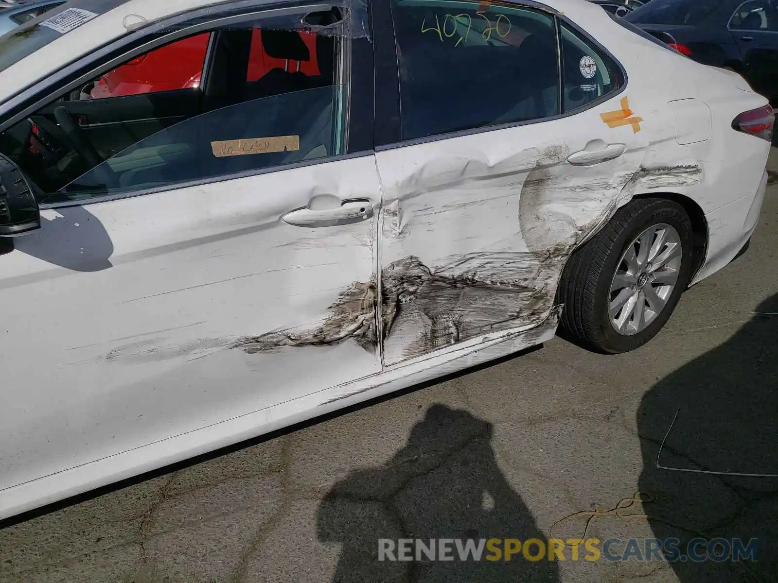 9 Photograph of a damaged car 4T1B11HK7KU221555 TOYOTA CAMRY 2019