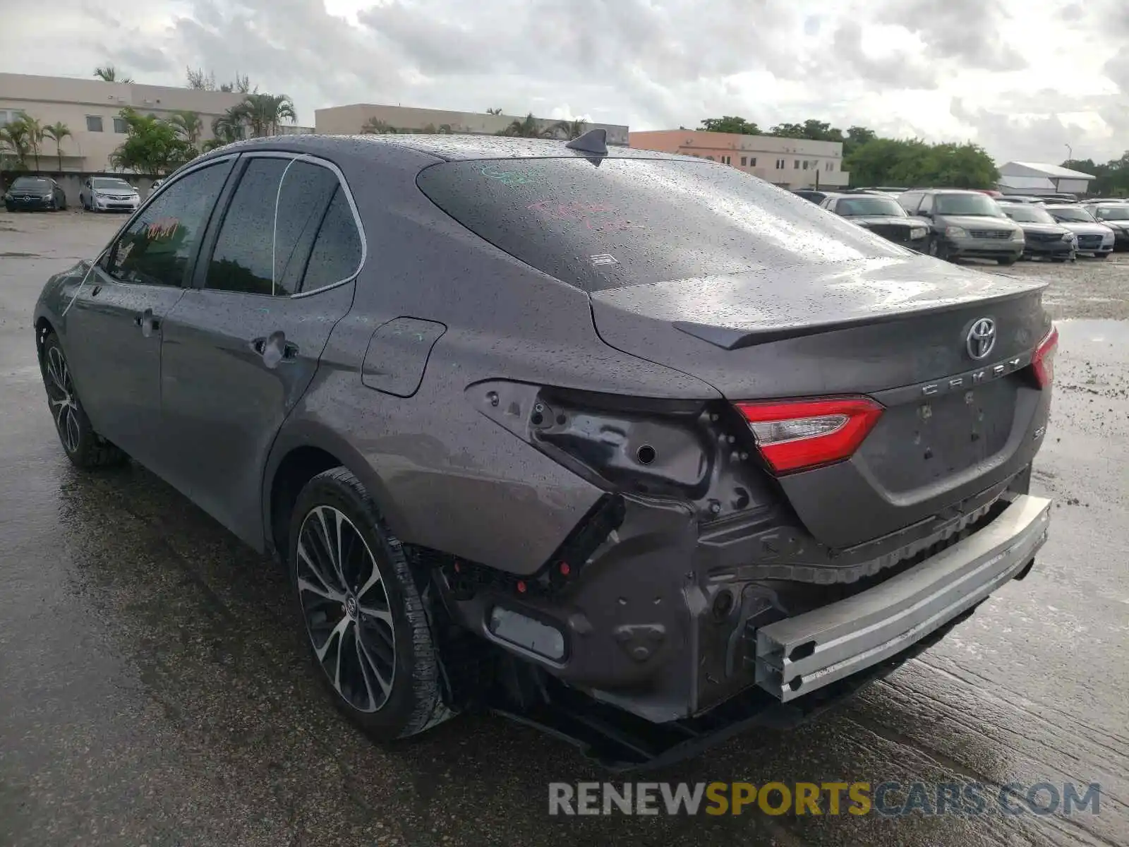 3 Photograph of a damaged car 4T1B11HK7KU222642 TOYOTA CAMRY 2019