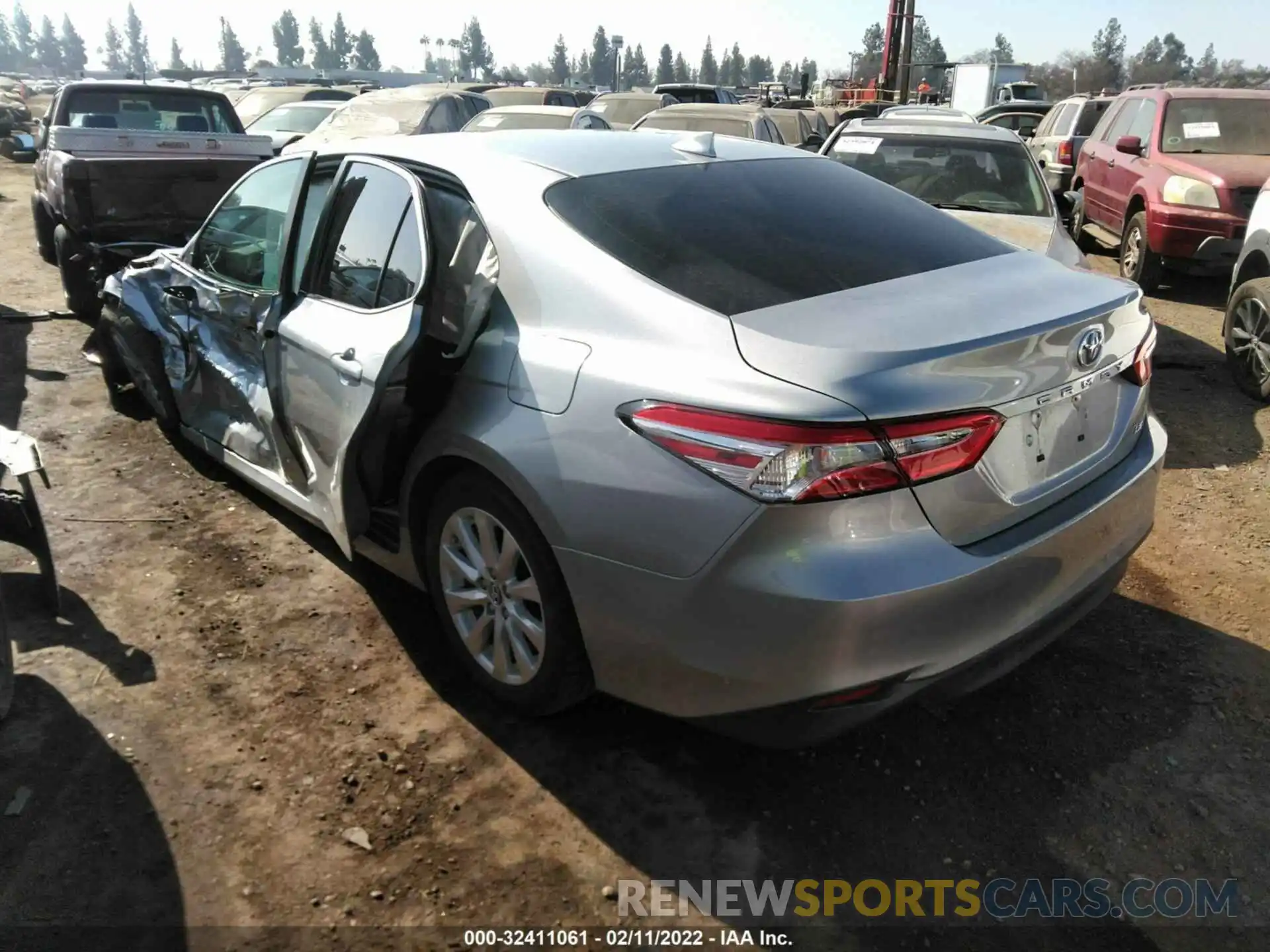 3 Photograph of a damaged car 4T1B11HK7KU224004 TOYOTA CAMRY 2019