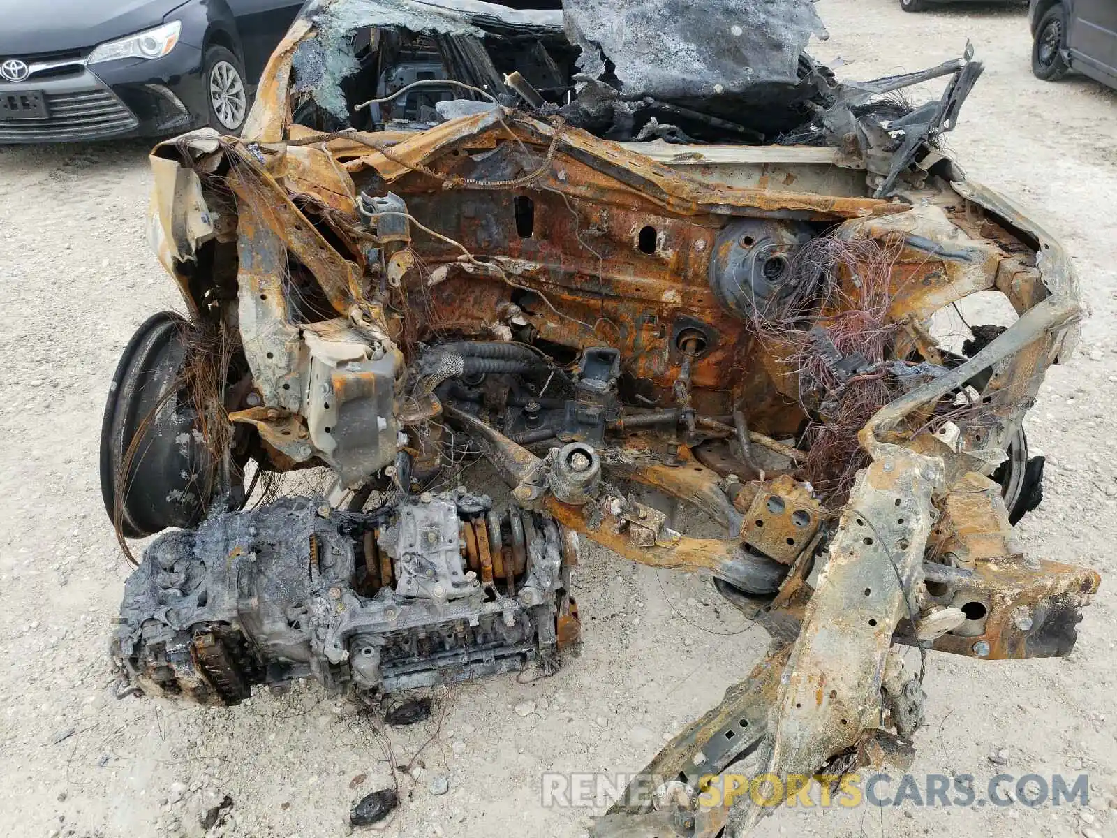 7 Фотография поврежденного автомобиля 4T1B11HK7KU225444 TOYOTA CAMRY 2019