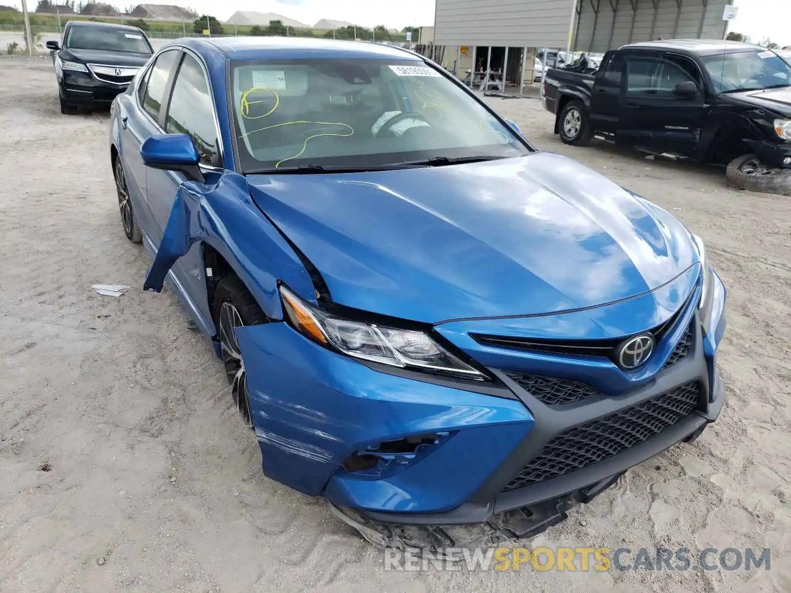 1 Photograph of a damaged car 4T1B11HK7KU225928 TOYOTA CAMRY 2019