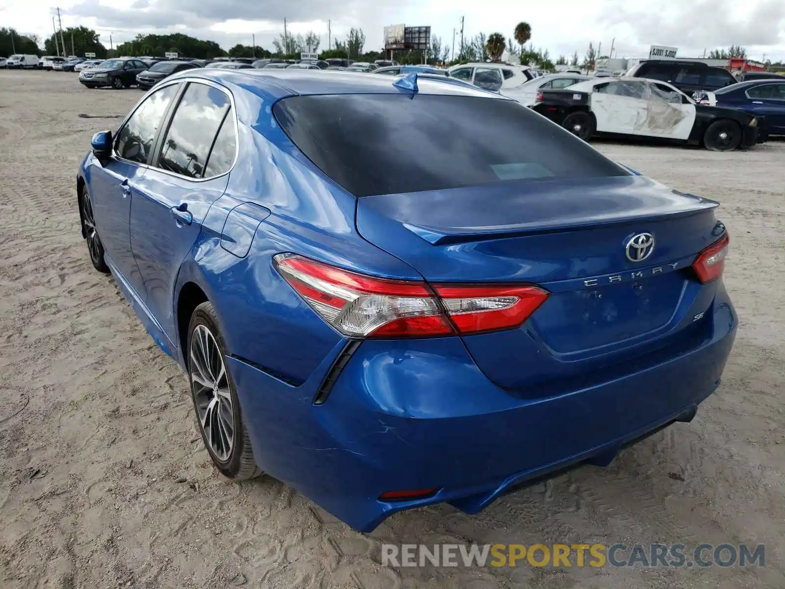 3 Photograph of a damaged car 4T1B11HK7KU225928 TOYOTA CAMRY 2019