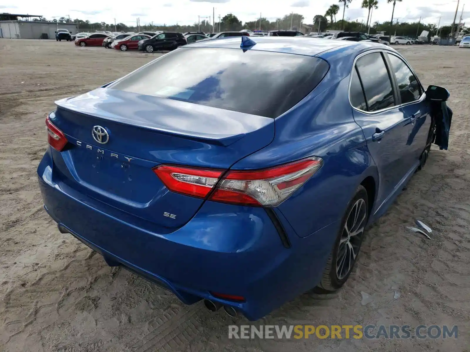 4 Photograph of a damaged car 4T1B11HK7KU225928 TOYOTA CAMRY 2019