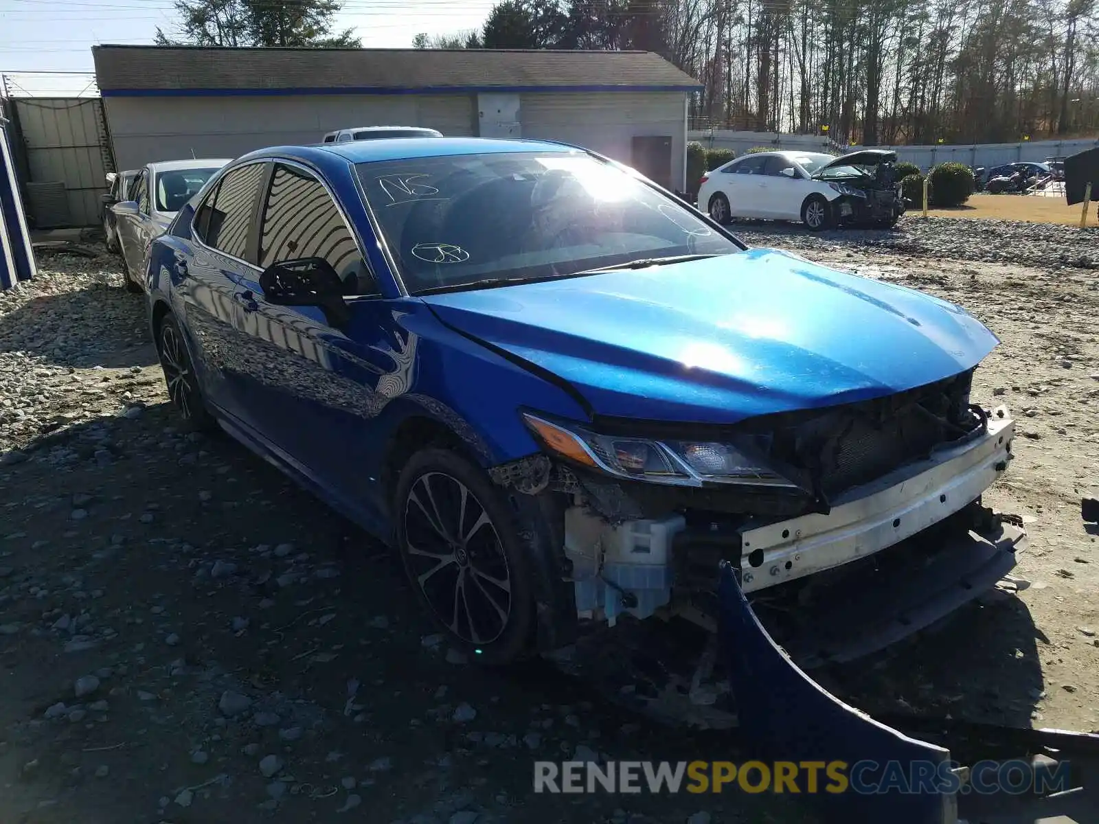 1 Photograph of a damaged car 4T1B11HK7KU226397 TOYOTA CAMRY 2019