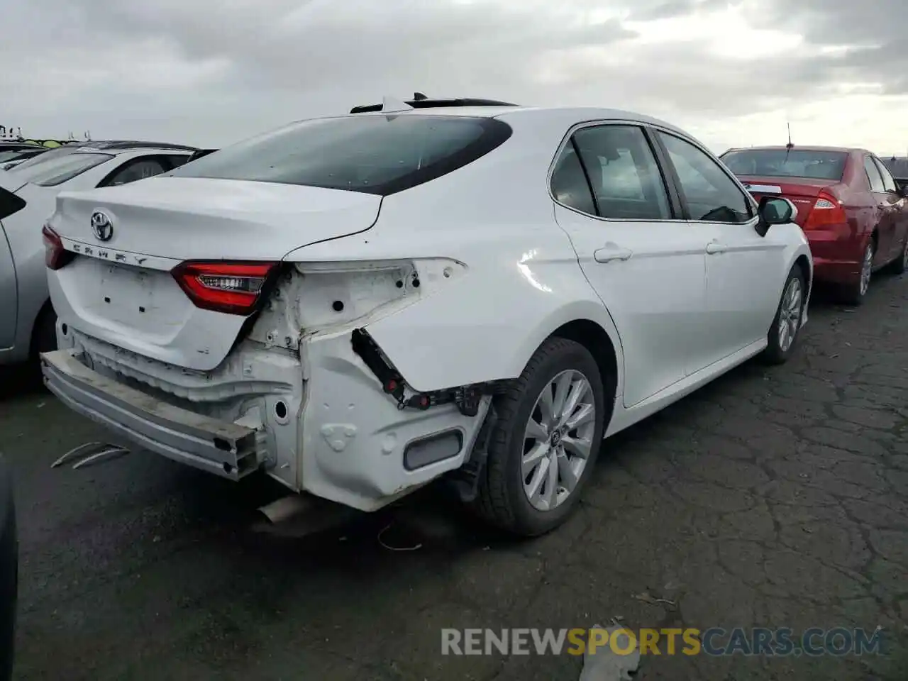 3 Photograph of a damaged car 4T1B11HK7KU227081 TOYOTA CAMRY 2019