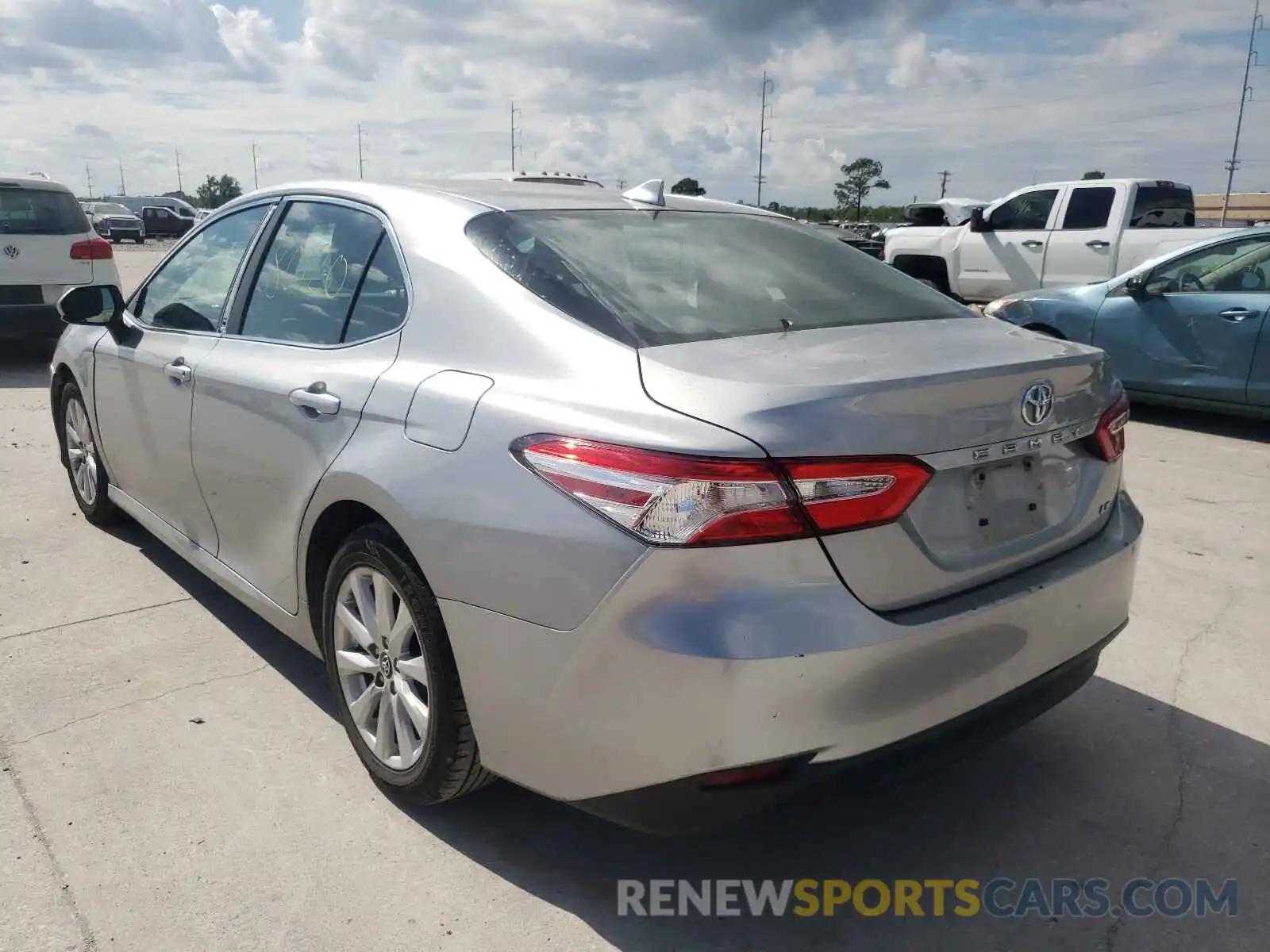 3 Photograph of a damaged car 4T1B11HK7KU228070 TOYOTA CAMRY 2019