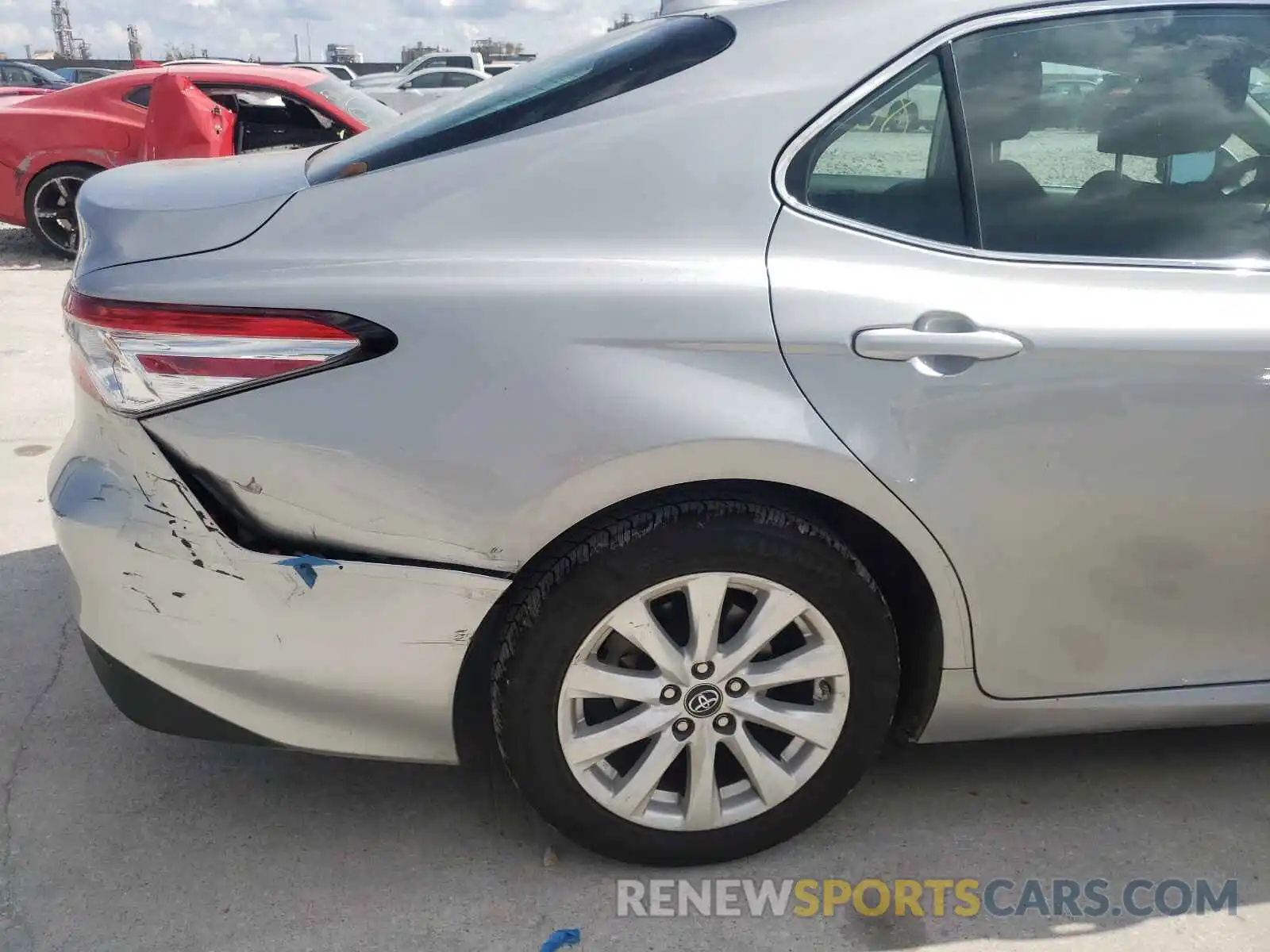 9 Photograph of a damaged car 4T1B11HK7KU228070 TOYOTA CAMRY 2019