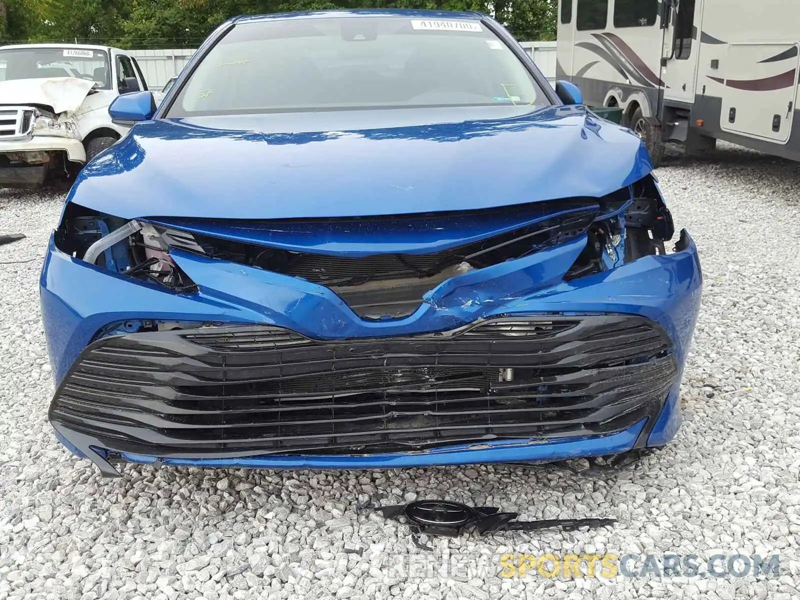 9 Photograph of a damaged car 4T1B11HK7KU229865 TOYOTA CAMRY 2019