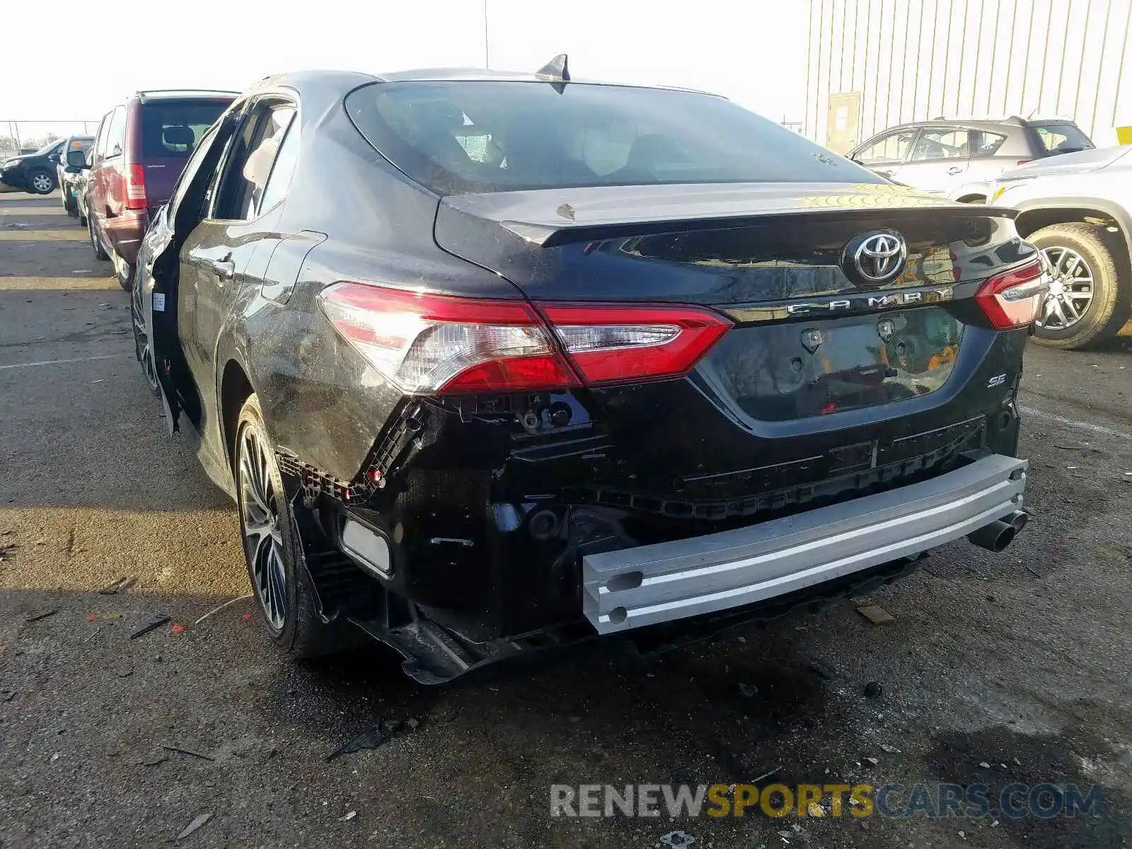 3 Photograph of a damaged car 4T1B11HK7KU230272 TOYOTA CAMRY 2019