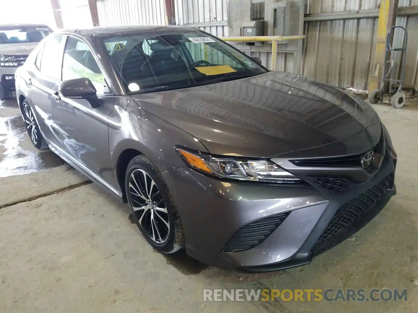 1 Photograph of a damaged car 4T1B11HK7KU231213 TOYOTA CAMRY 2019