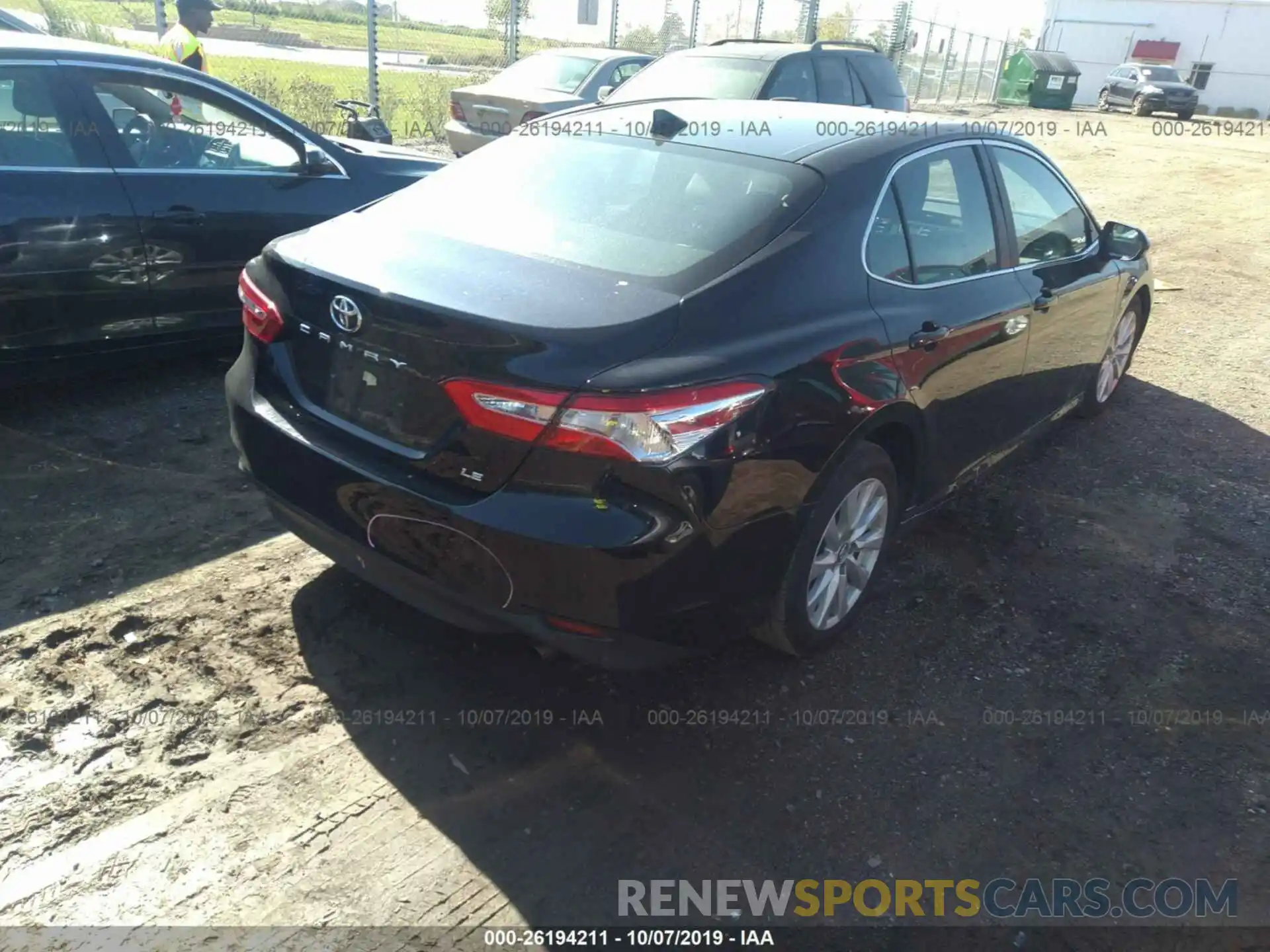 4 Фотография поврежденного автомобиля 4T1B11HK7KU231342 TOYOTA CAMRY 2019