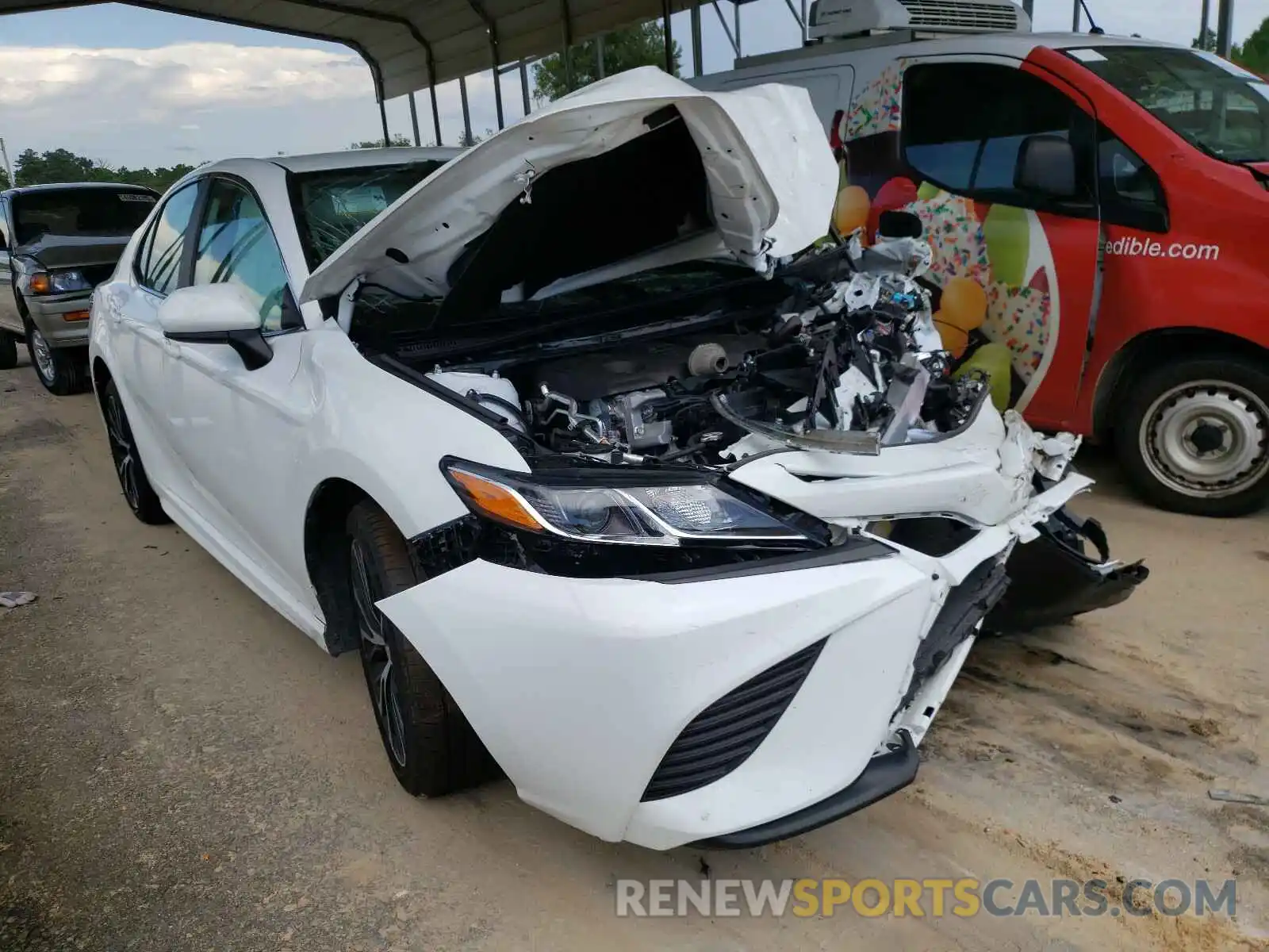 1 Photograph of a damaged car 4T1B11HK7KU231728 TOYOTA CAMRY 2019