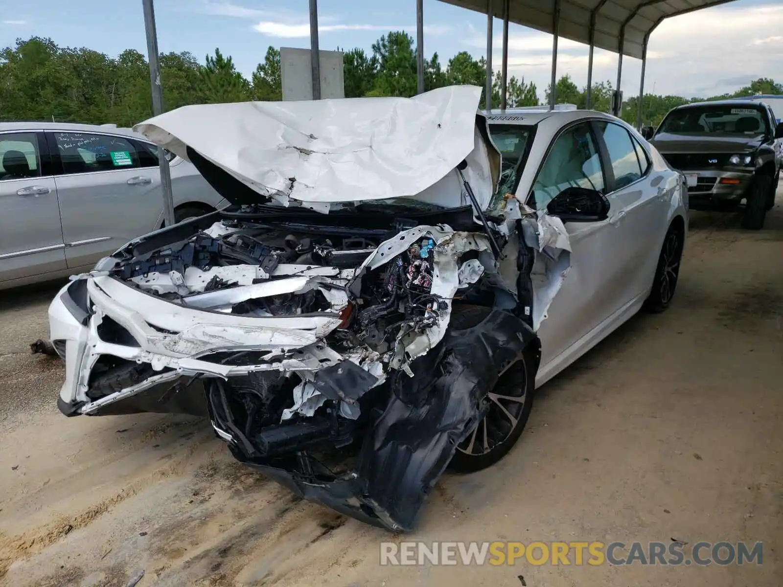 2 Photograph of a damaged car 4T1B11HK7KU231728 TOYOTA CAMRY 2019