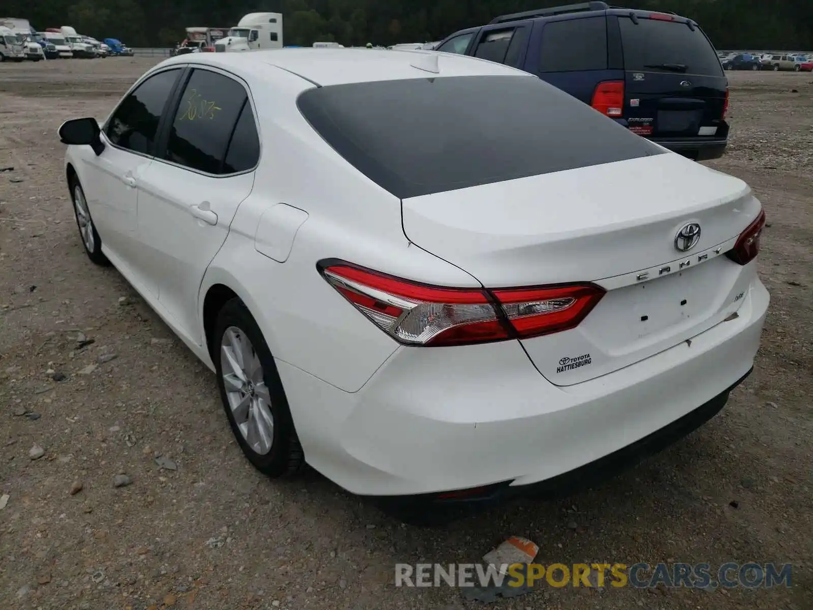 3 Photograph of a damaged car 4T1B11HK7KU233317 TOYOTA CAMRY 2019