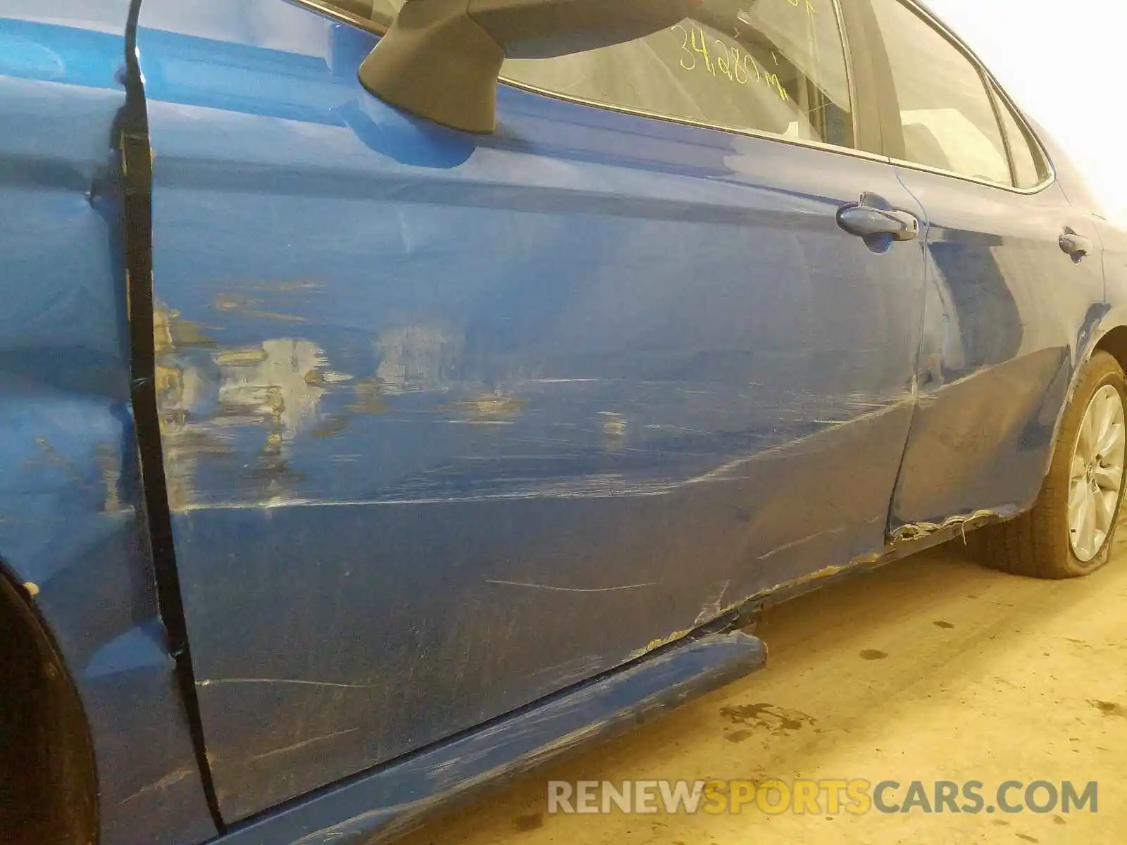 9 Photograph of a damaged car 4T1B11HK7KU233947 TOYOTA CAMRY 2019