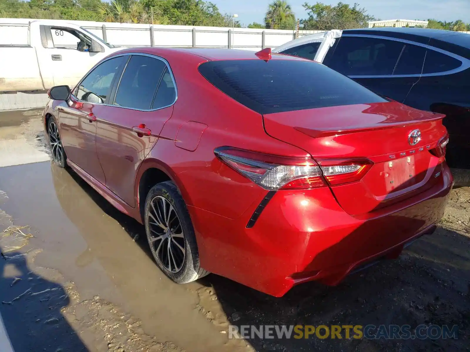 3 Photograph of a damaged car 4T1B11HK7KU234158 TOYOTA CAMRY 2019