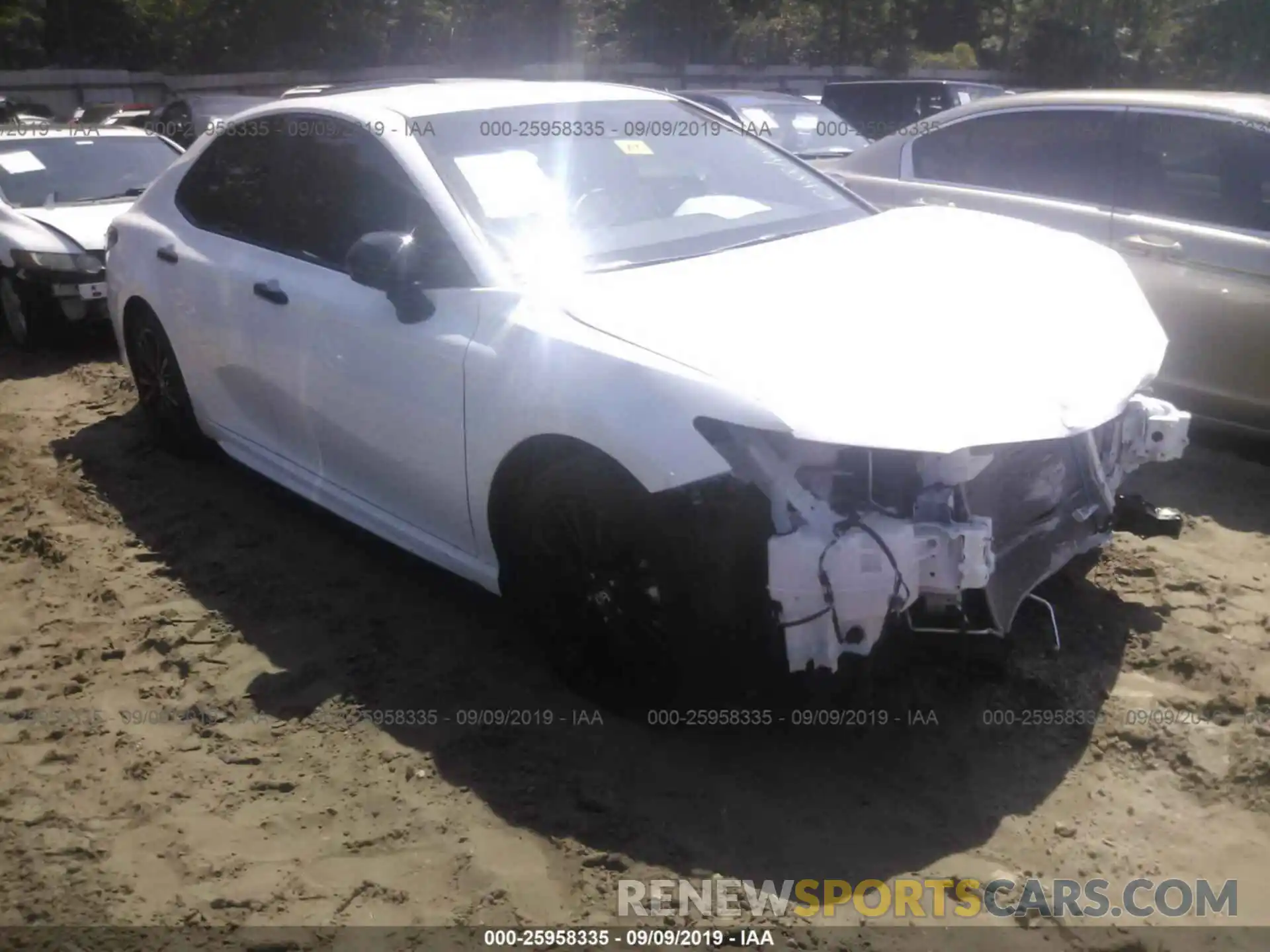 1 Photograph of a damaged car 4T1B11HK7KU234290 TOYOTA CAMRY 2019