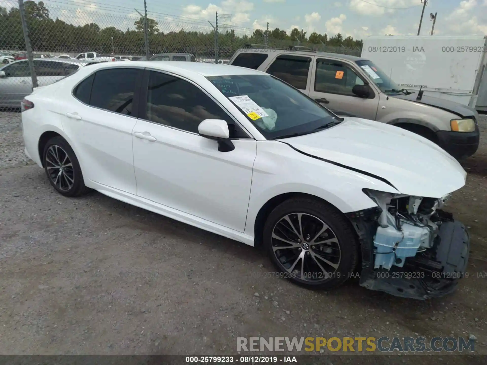 1 Photograph of a damaged car 4T1B11HK7KU236346 TOYOTA CAMRY 2019