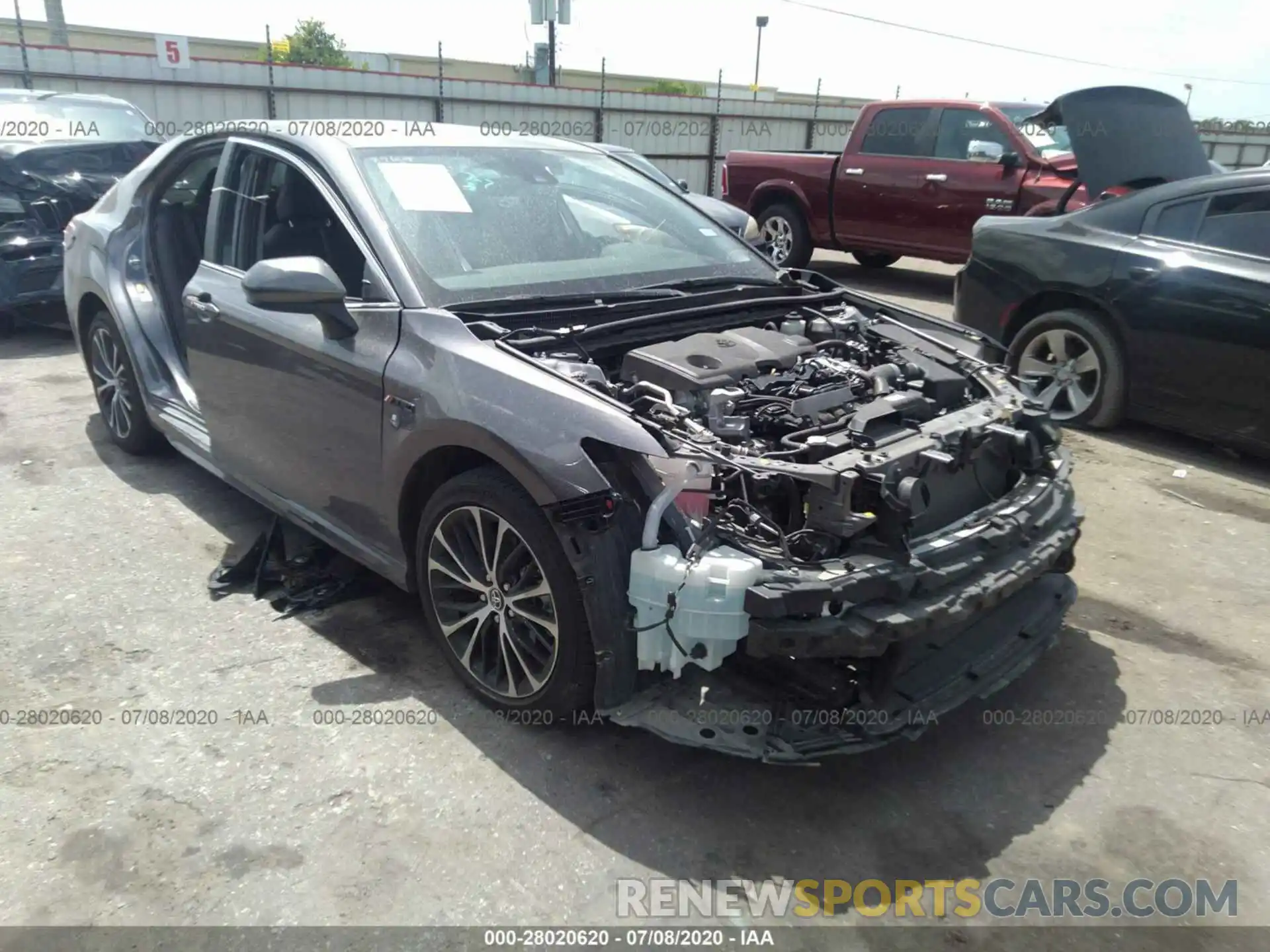 1 Photograph of a damaged car 4T1B11HK7KU237013 TOYOTA CAMRY 2019