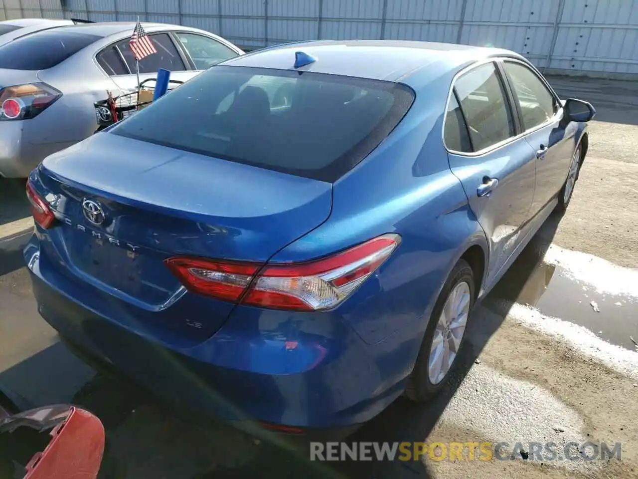 4 Photograph of a damaged car 4T1B11HK7KU238579 TOYOTA CAMRY 2019