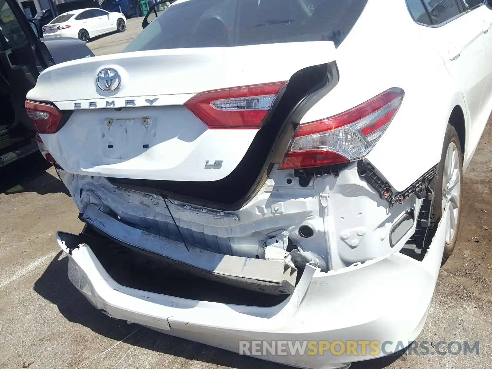 9 Photograph of a damaged car 4T1B11HK7KU238730 TOYOTA CAMRY 2019