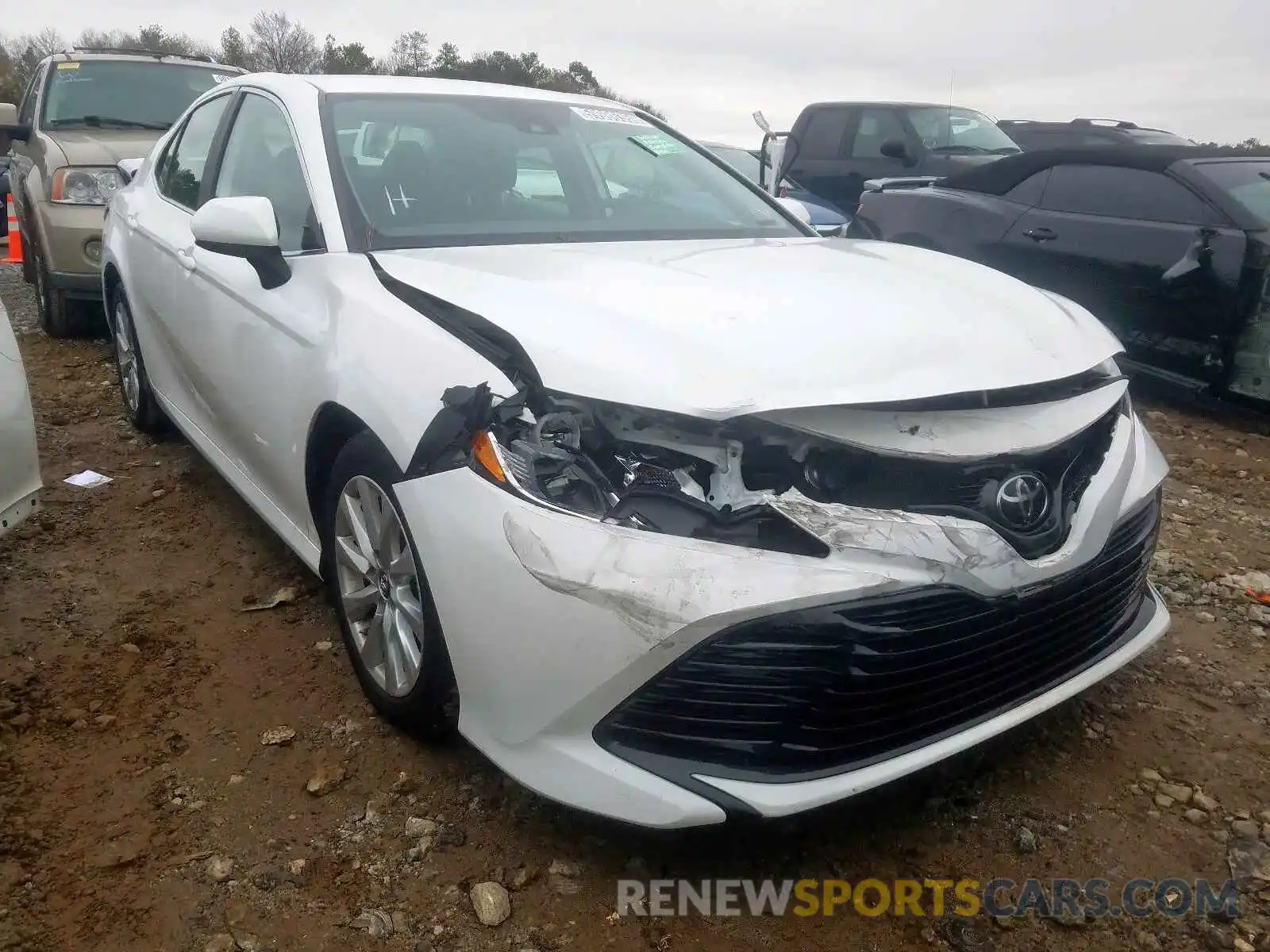 1 Photograph of a damaged car 4T1B11HK7KU240834 TOYOTA CAMRY 2019