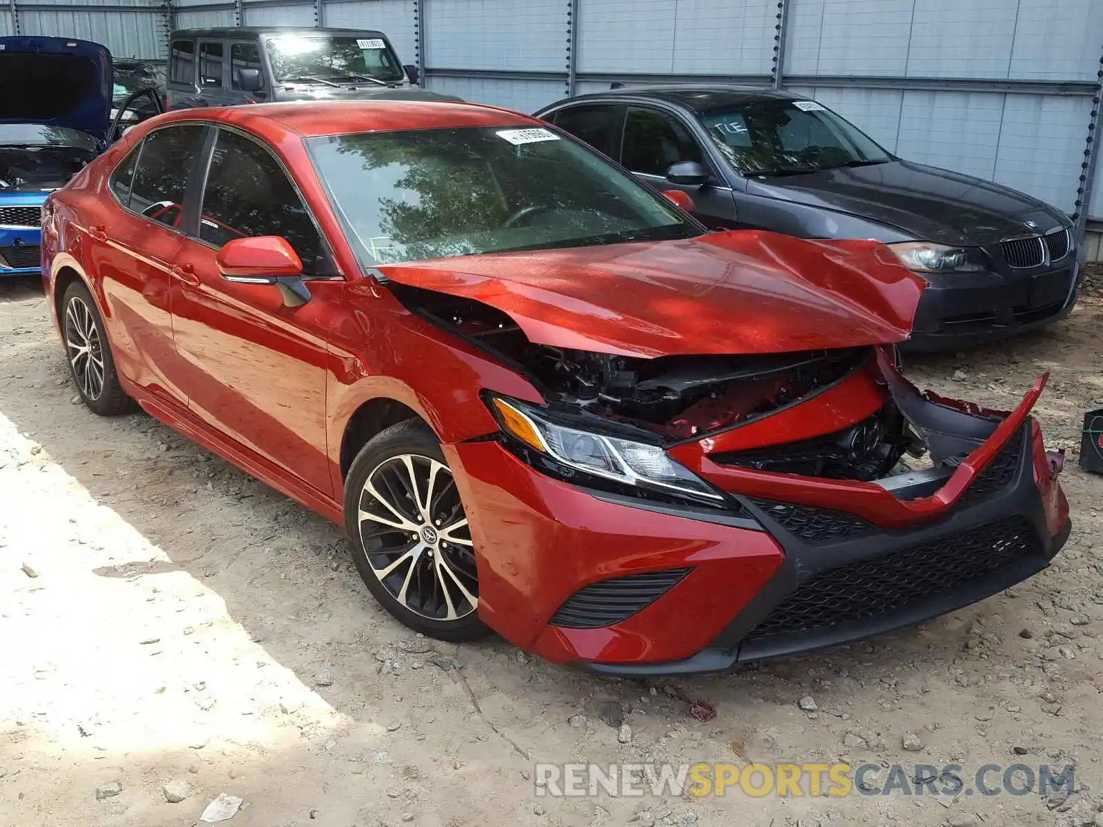 1 Photograph of a damaged car 4T1B11HK7KU240994 TOYOTA CAMRY 2019