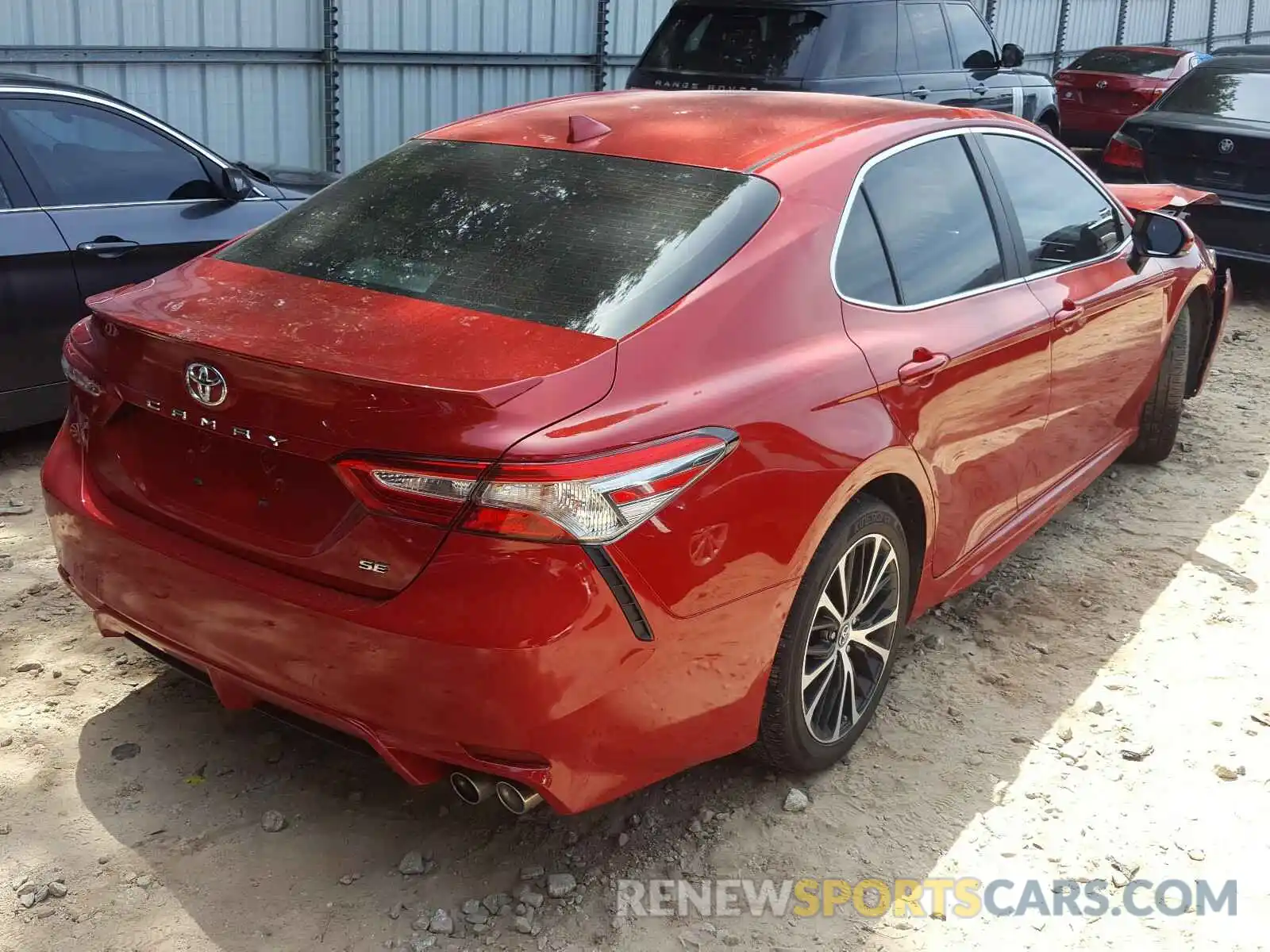 4 Фотография поврежденного автомобиля 4T1B11HK7KU240994 TOYOTA CAMRY 2019