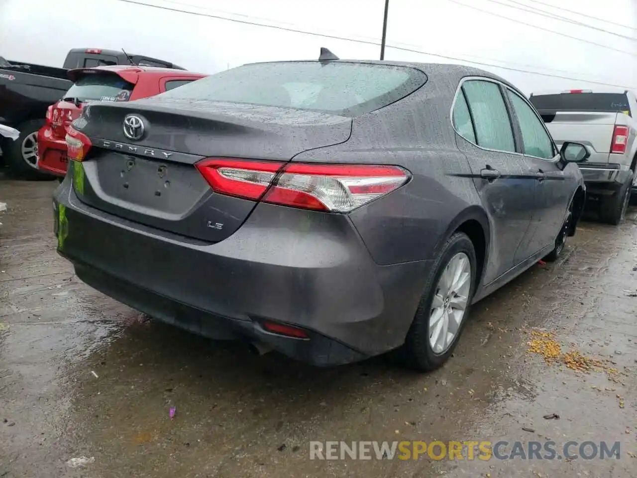 4 Photograph of a damaged car 4T1B11HK7KU241384 TOYOTA CAMRY 2019