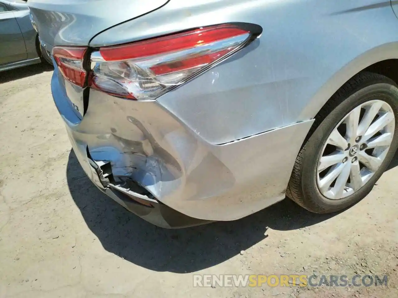 9 Photograph of a damaged car 4T1B11HK7KU242664 TOYOTA CAMRY 2019