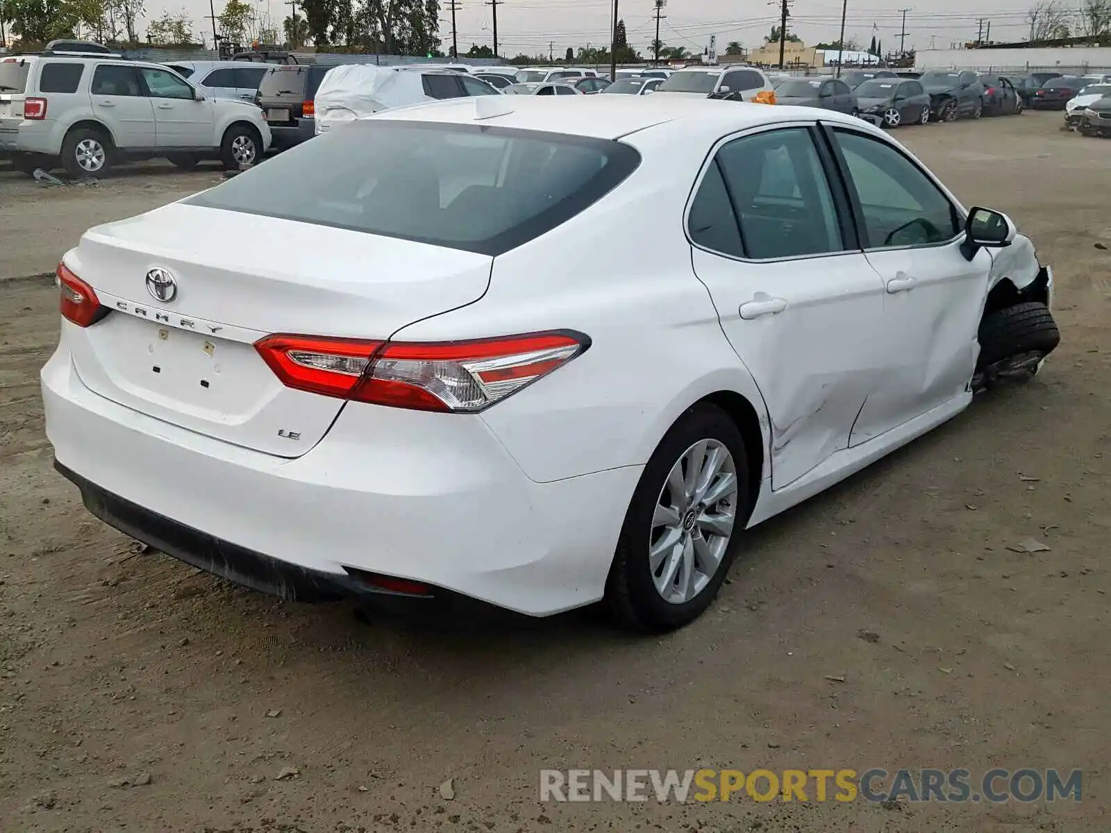 4 Фотография поврежденного автомобиля 4T1B11HK7KU243412 TOYOTA CAMRY 2019