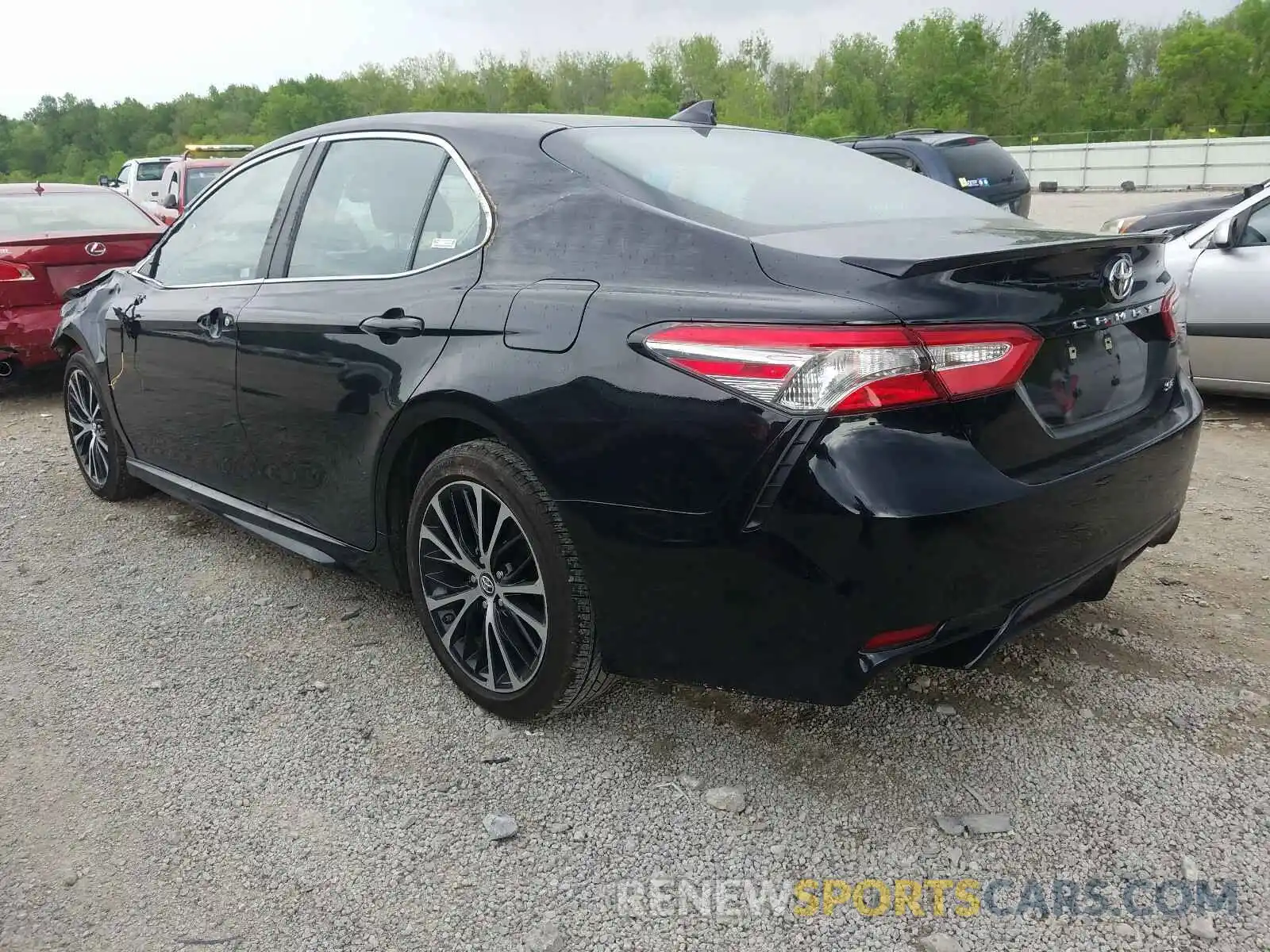 3 Photograph of a damaged car 4T1B11HK7KU246777 TOYOTA CAMRY 2019