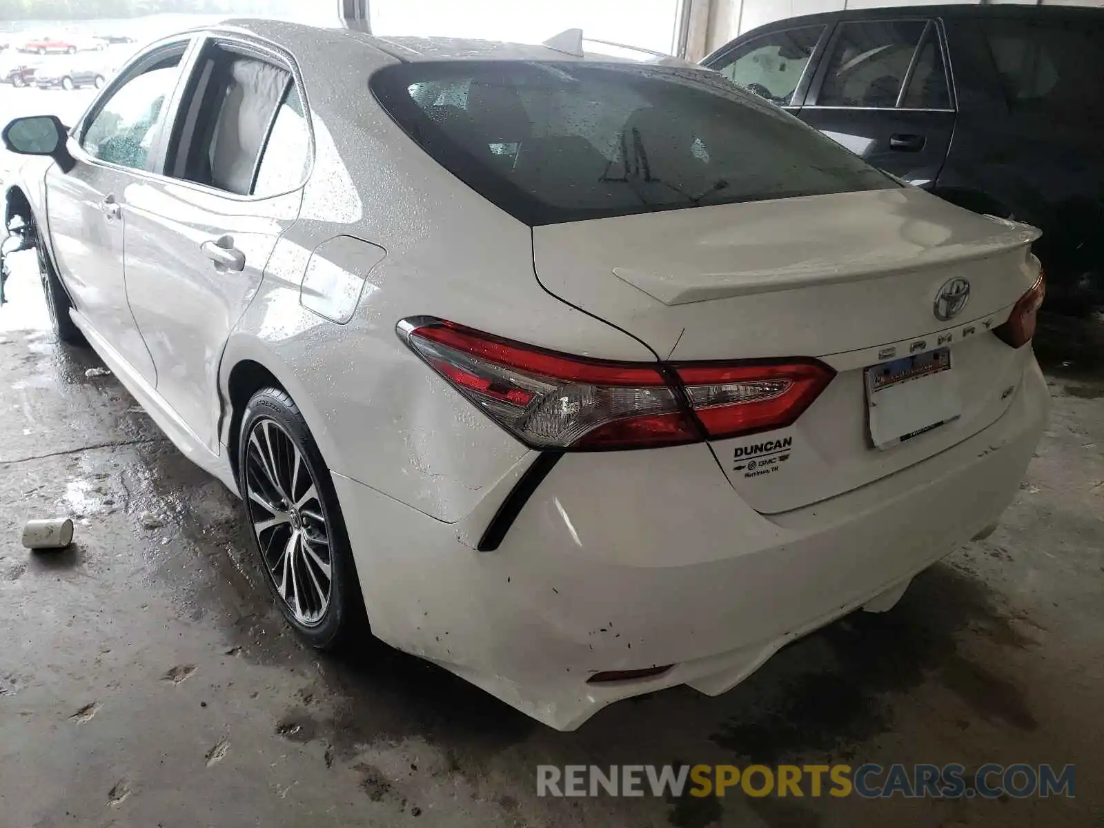 3 Photograph of a damaged car 4T1B11HK7KU246875 TOYOTA CAMRY 2019