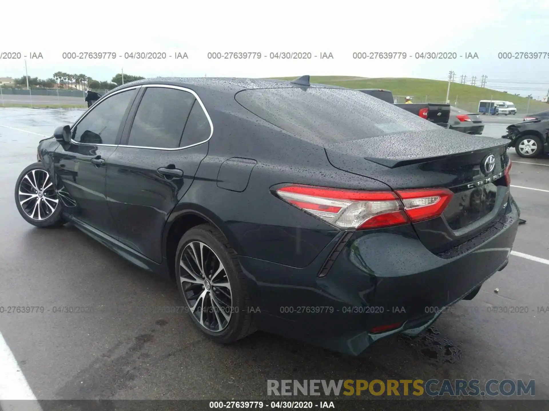 3 Фотография поврежденного автомобиля 4T1B11HK7KU247069 TOYOTA CAMRY 2019