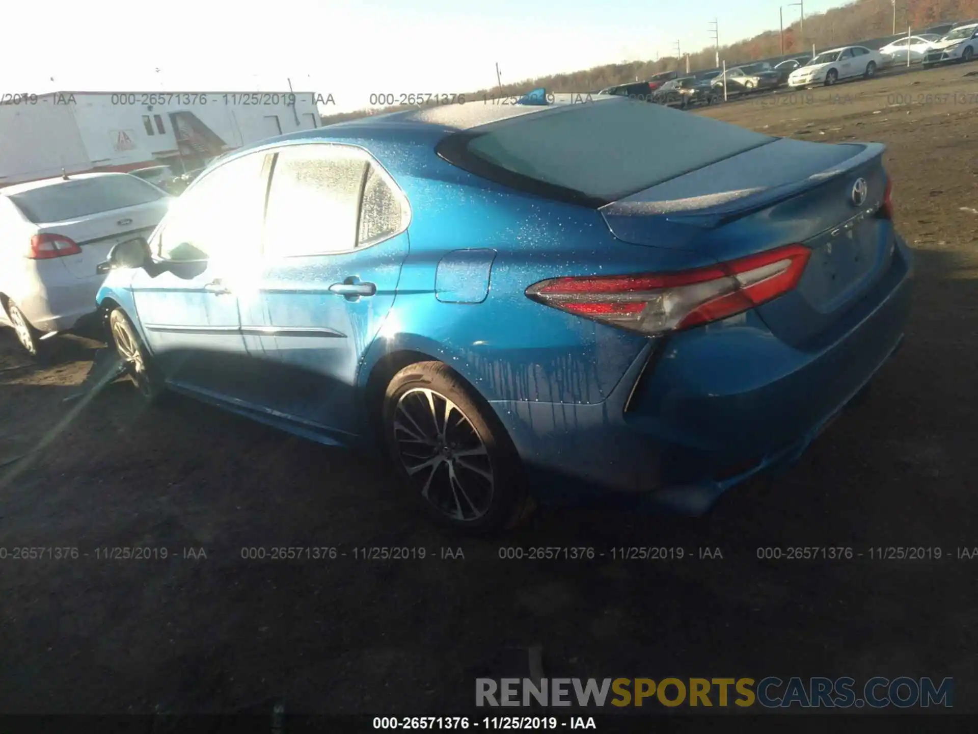 3 Photograph of a damaged car 4T1B11HK7KU247475 TOYOTA CAMRY 2019